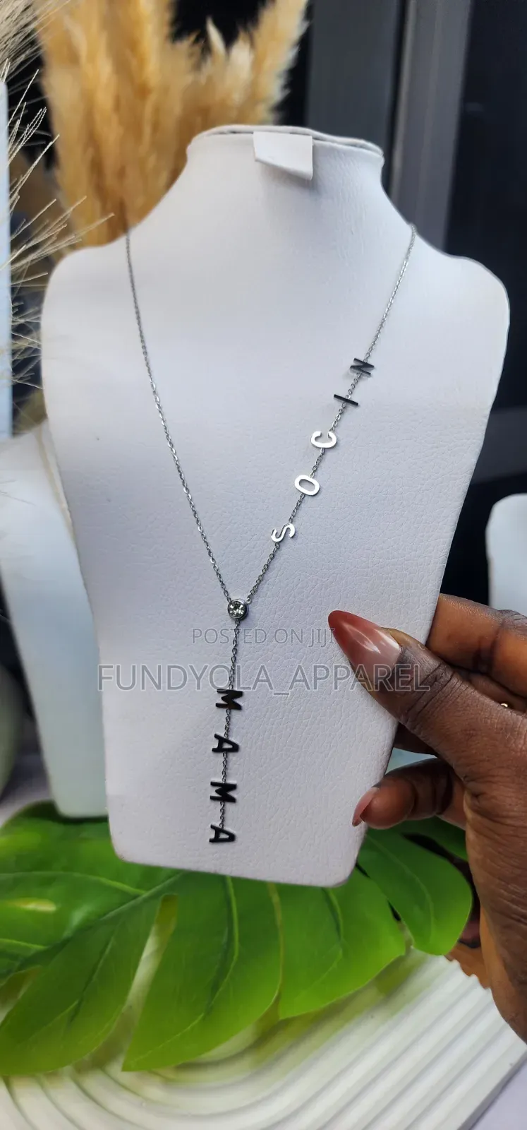 Cleavrage Chain Fashion Necklace
