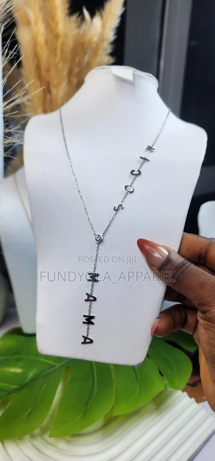 Cleavrage Chain Fashion Necklace
