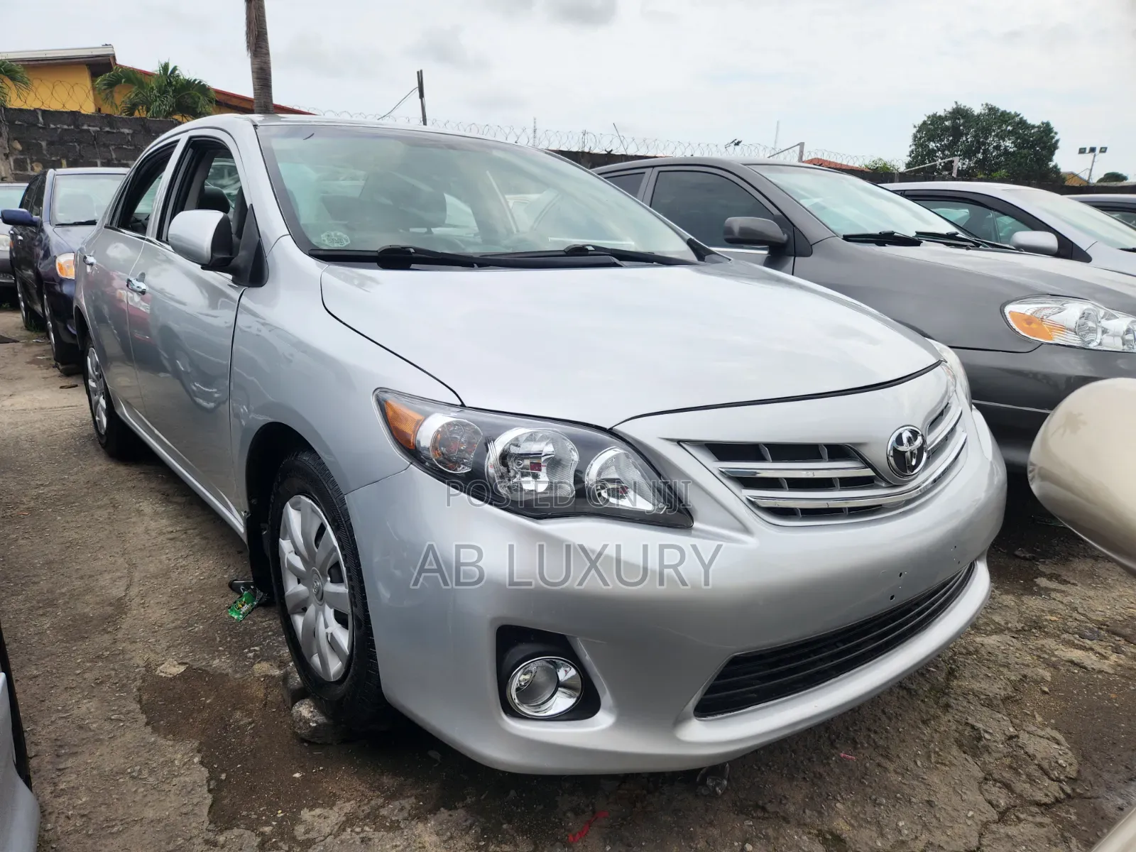Toyota Corolla 2012 Silver