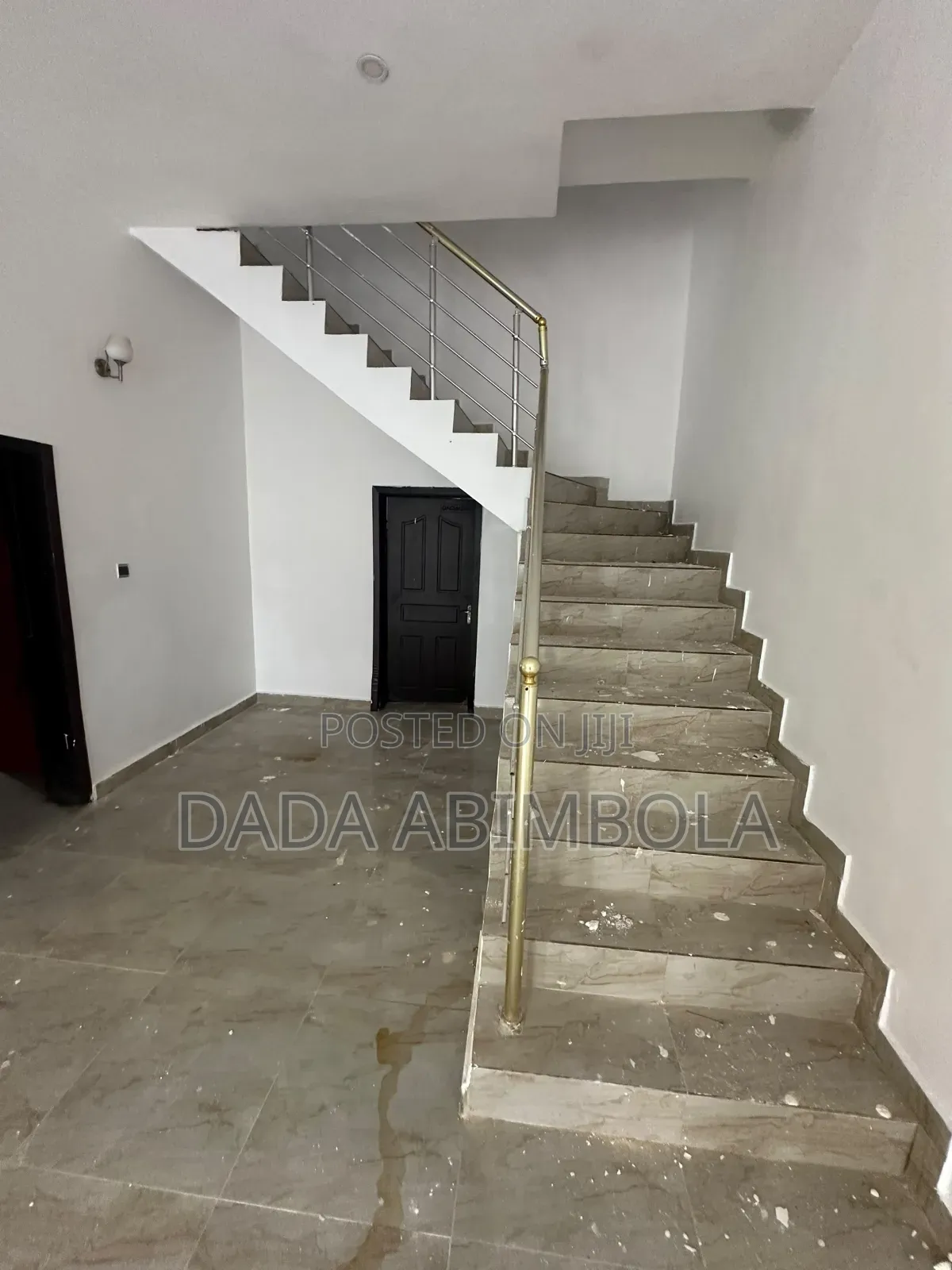 4bdrm Duplex in Orchid Road, Chevron for rent