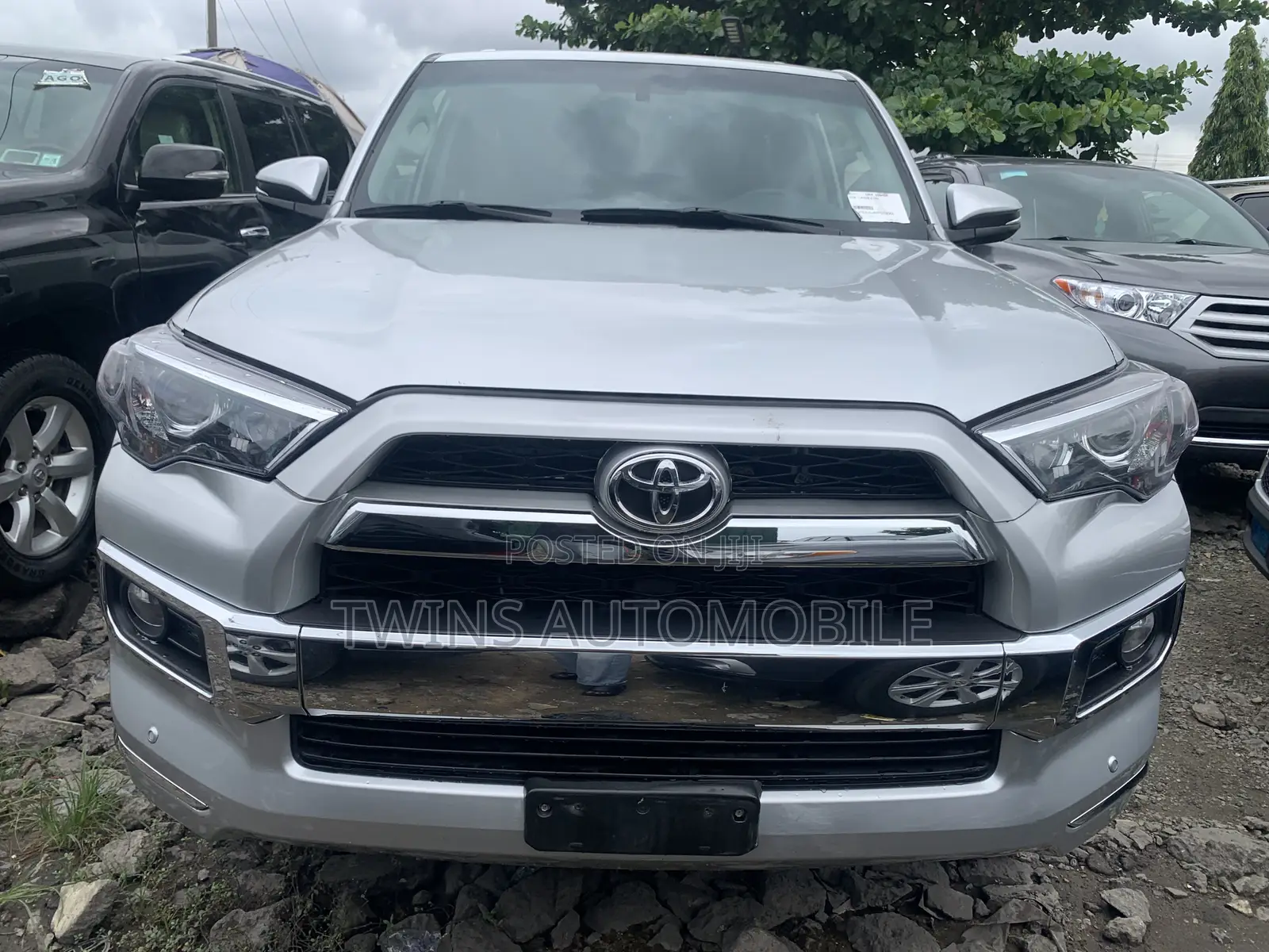 Toyota 4-Runner Limited 4dr SUV 4WD (4.0L 6cyl 5A) 2015 Silver