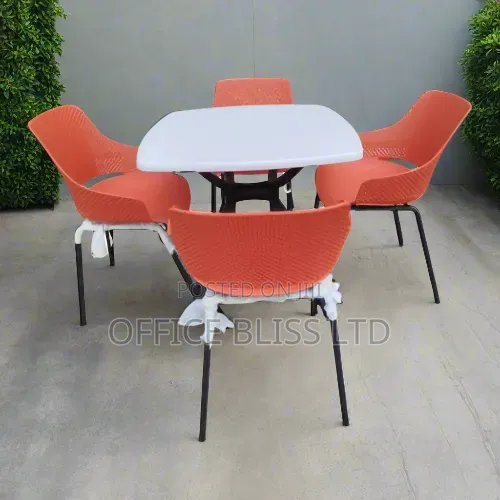 Resturant 4-Seater Dining Set With Square Table