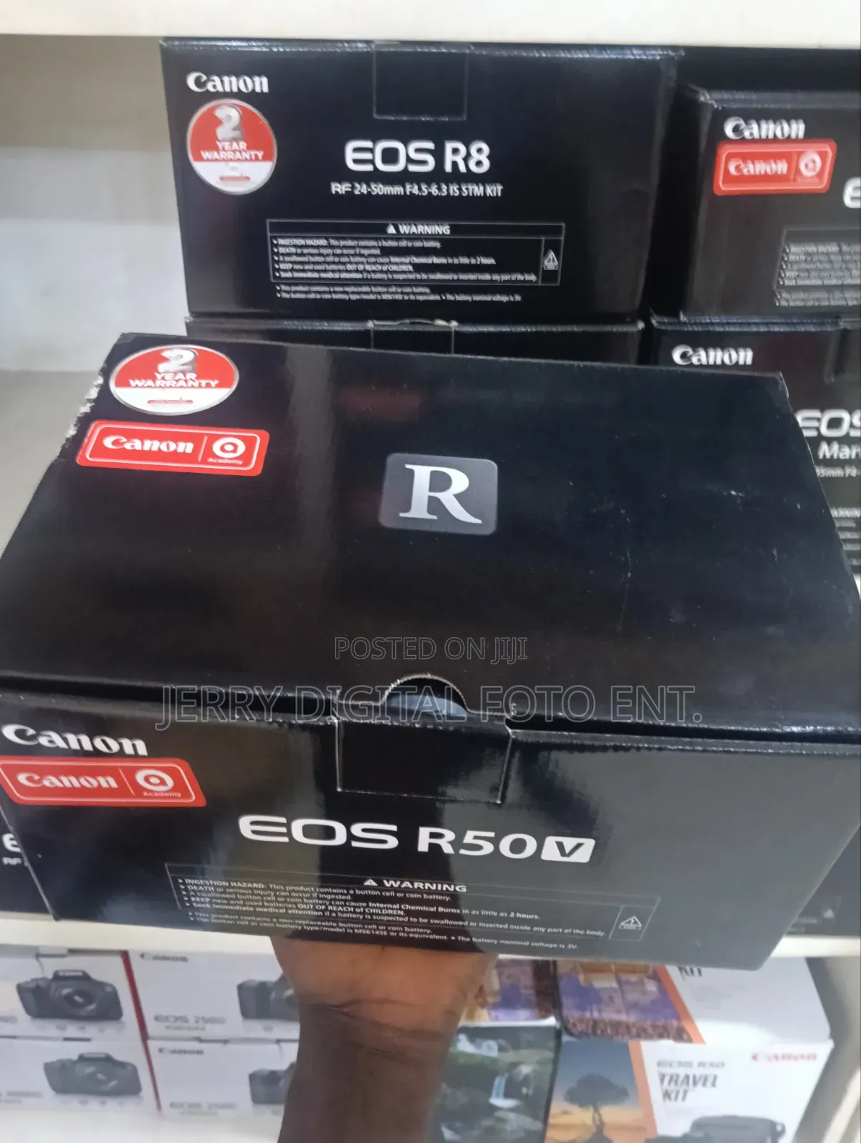 Canon Eos R50v With Len 18-30mm