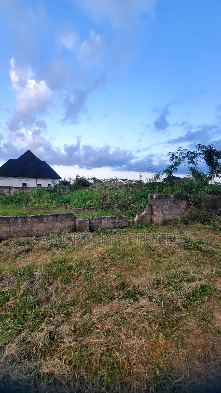 100ft by 100ft Land at Oke-Oroma, Off Airport Road for Sale