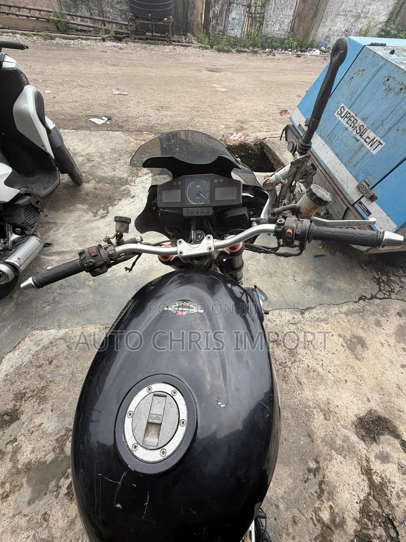 Aprilia 2005 Blue