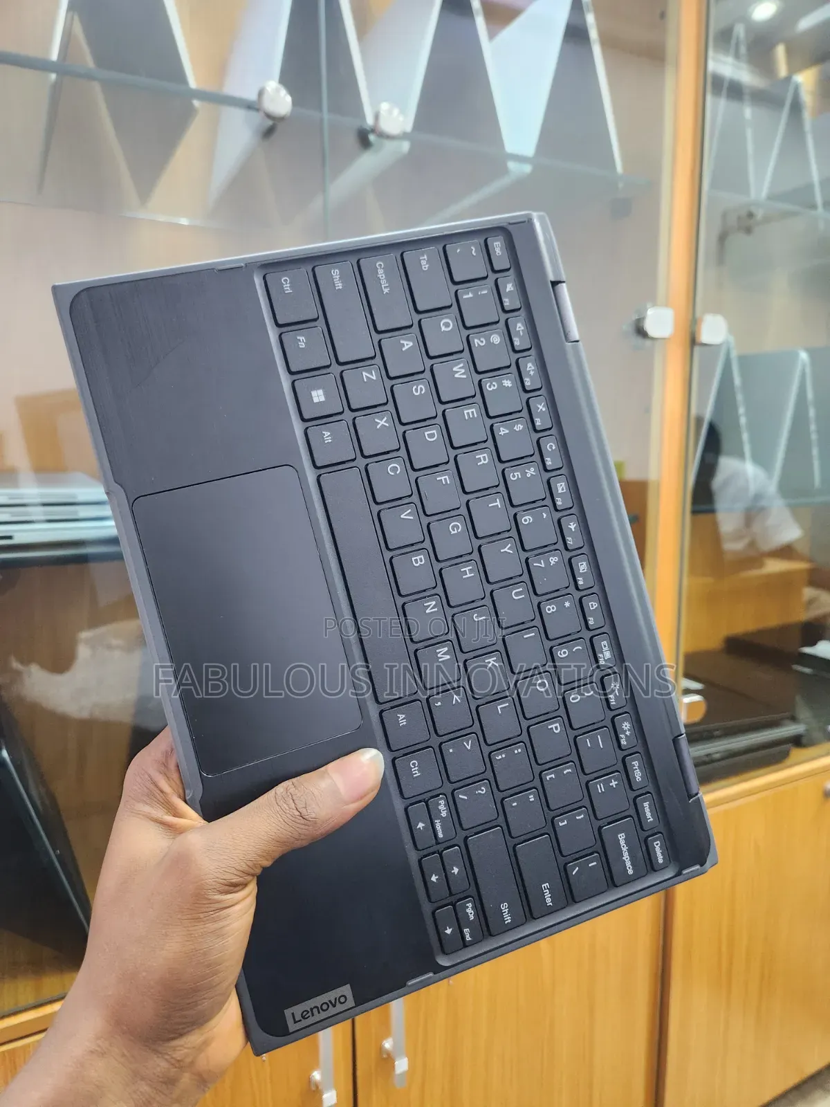 Laptop Lenovo 100e 4GB Intel Pentium SSD 128GB