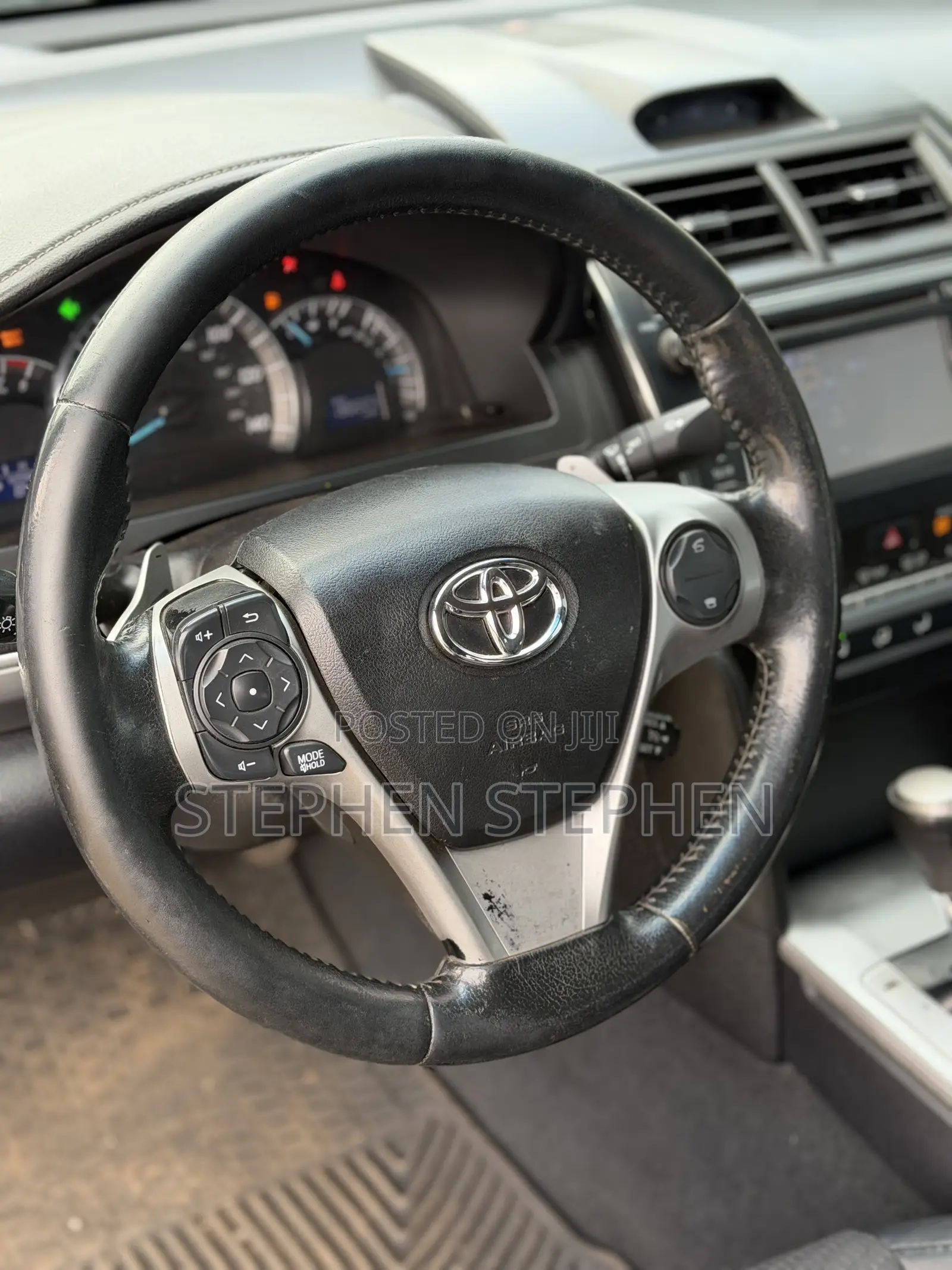 Toyota Camry SE 4dr Sedan (2.5L 4cyl 6A) 2013 Black