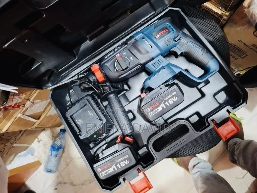 Bosch 118v Brushless Cordless Hammer Drill