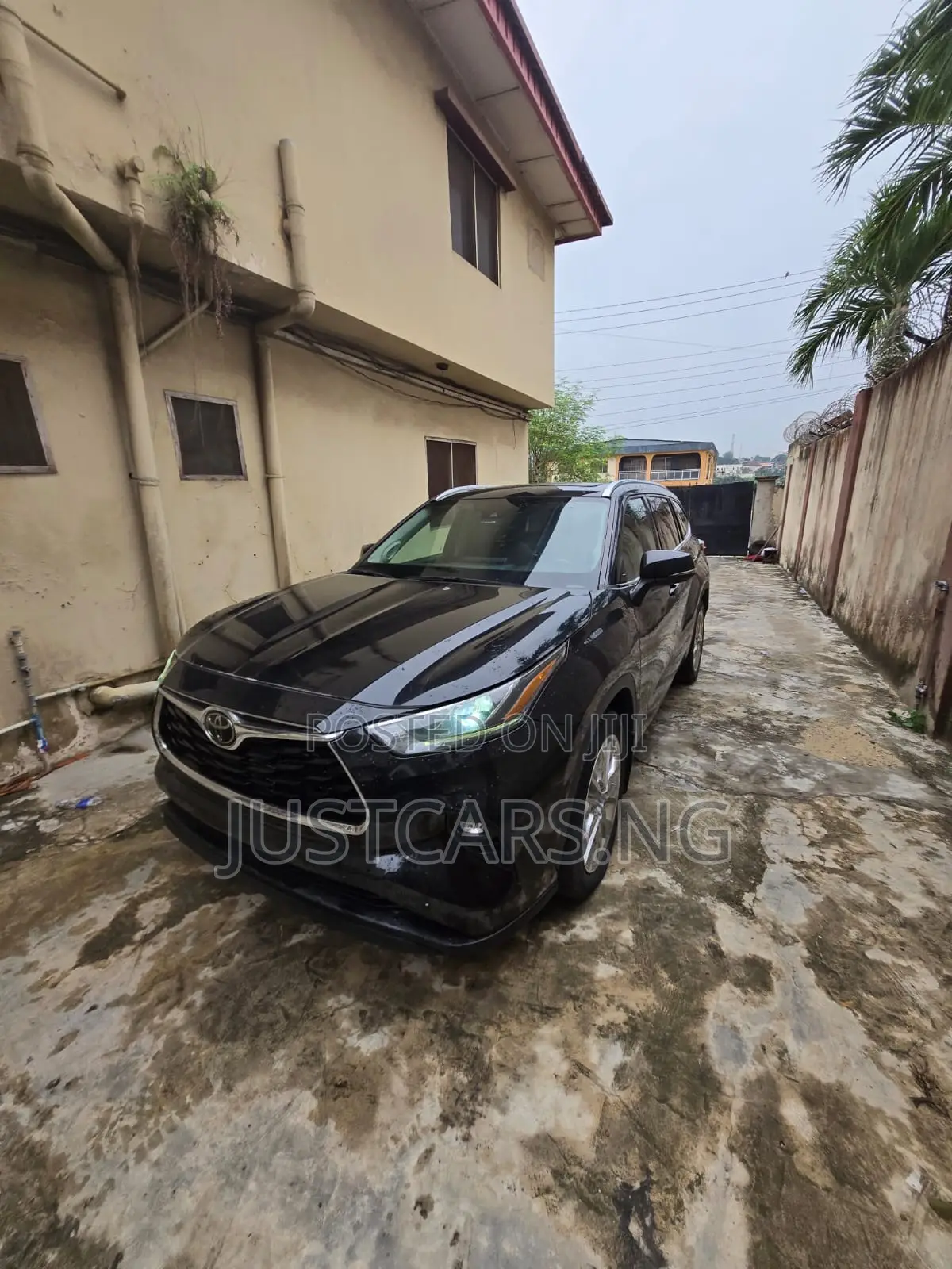 Toyota Highlander Limited 2021 Black