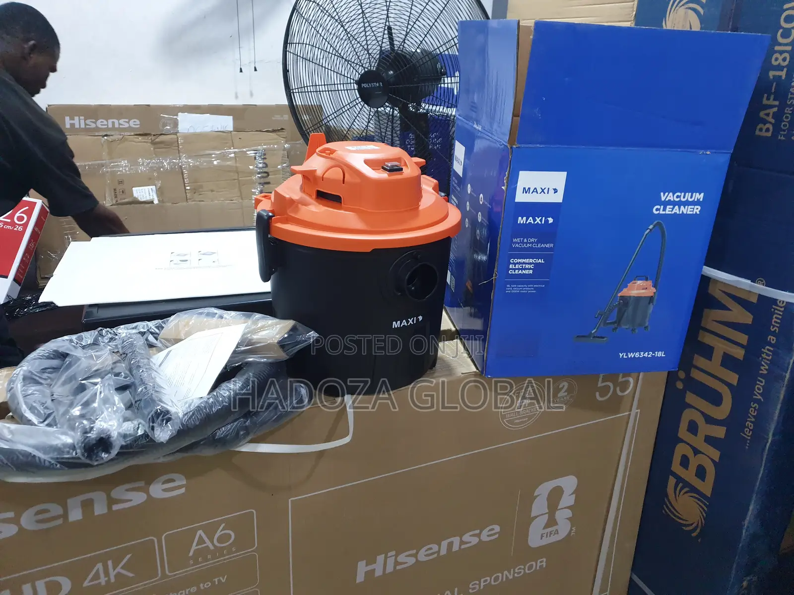 Maxi Compact Vacuum Cleaner – Easy Storage