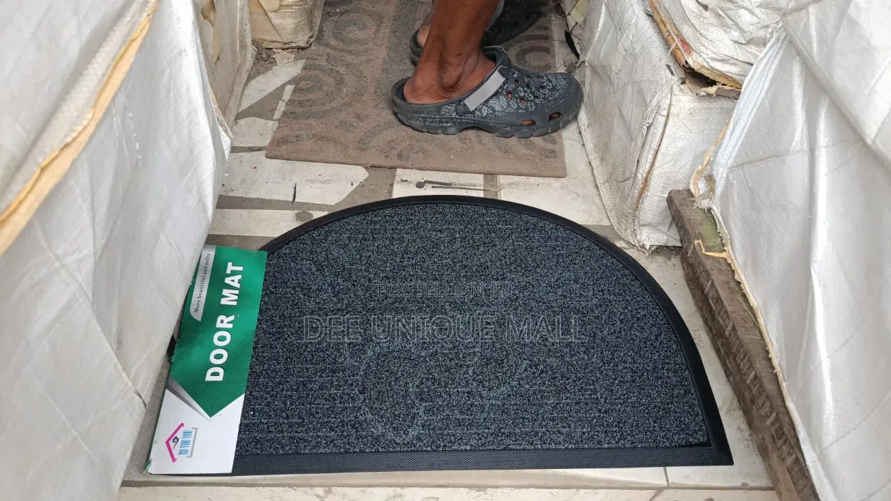 Semi-Circle Fauxgrass Floor Door Mat,Anti-Slip Rubber.Footmat