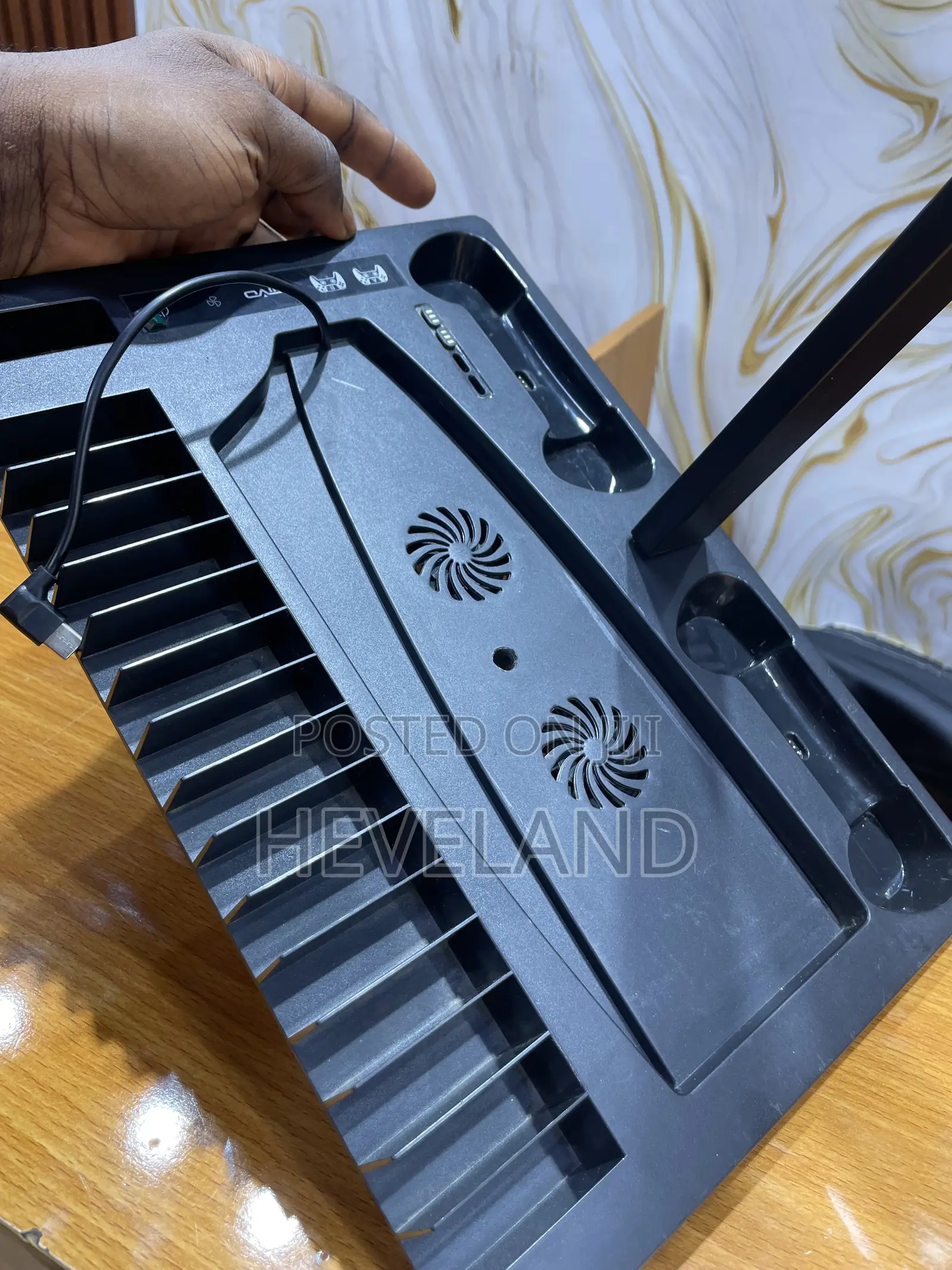 Used Multifunctional Cooling Stand
