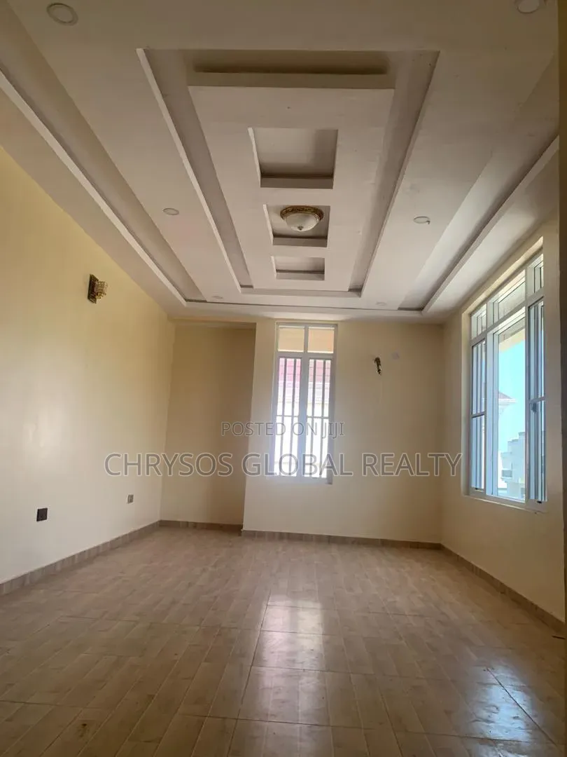 4bdrm Duplex in Carlton Gate Estate,, Akobo for rent