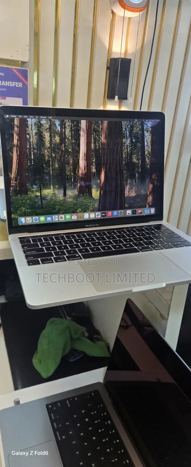 Laptop Apple MacBook Pro 2019 16GB Intel Core i5 SSD 256GB