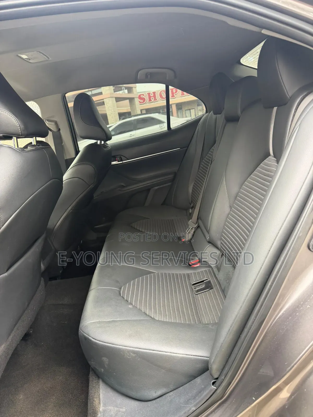 Toyota Camry 2021 Gray