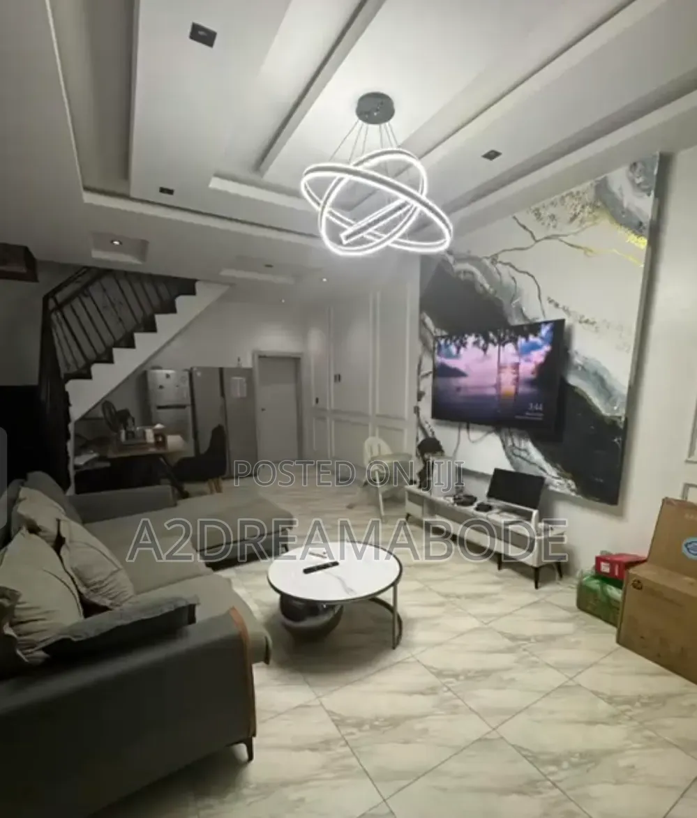Furnished 4bdrm Duplex in Mende for sale