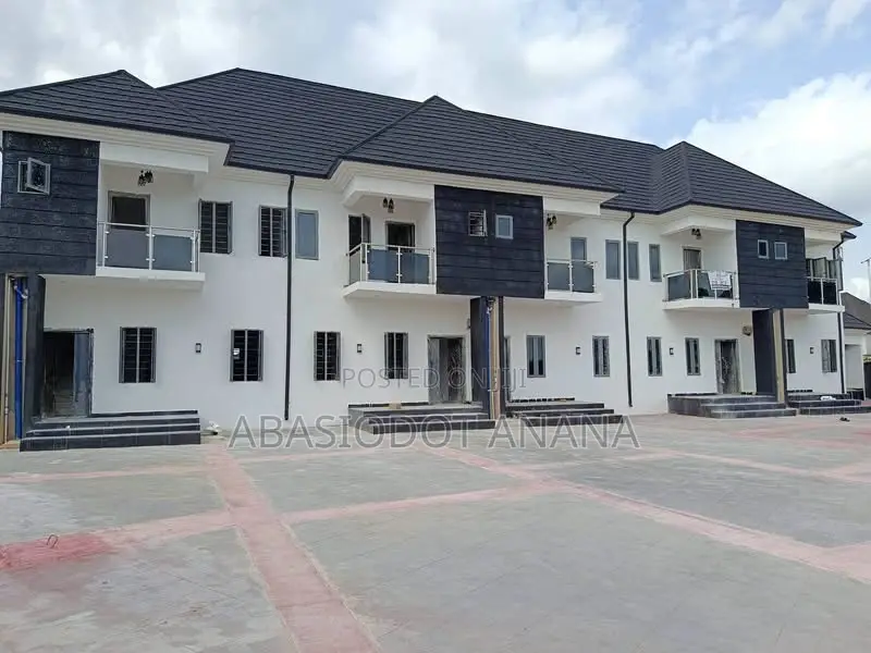 2bdrm Duplex in Main Shelter Afrique, Uyo for rent