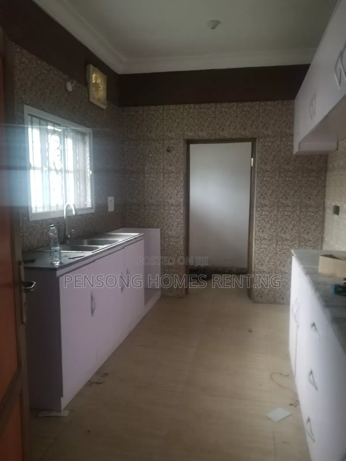 4bdrm Duplex in Unilag Estate, Eleko for sale