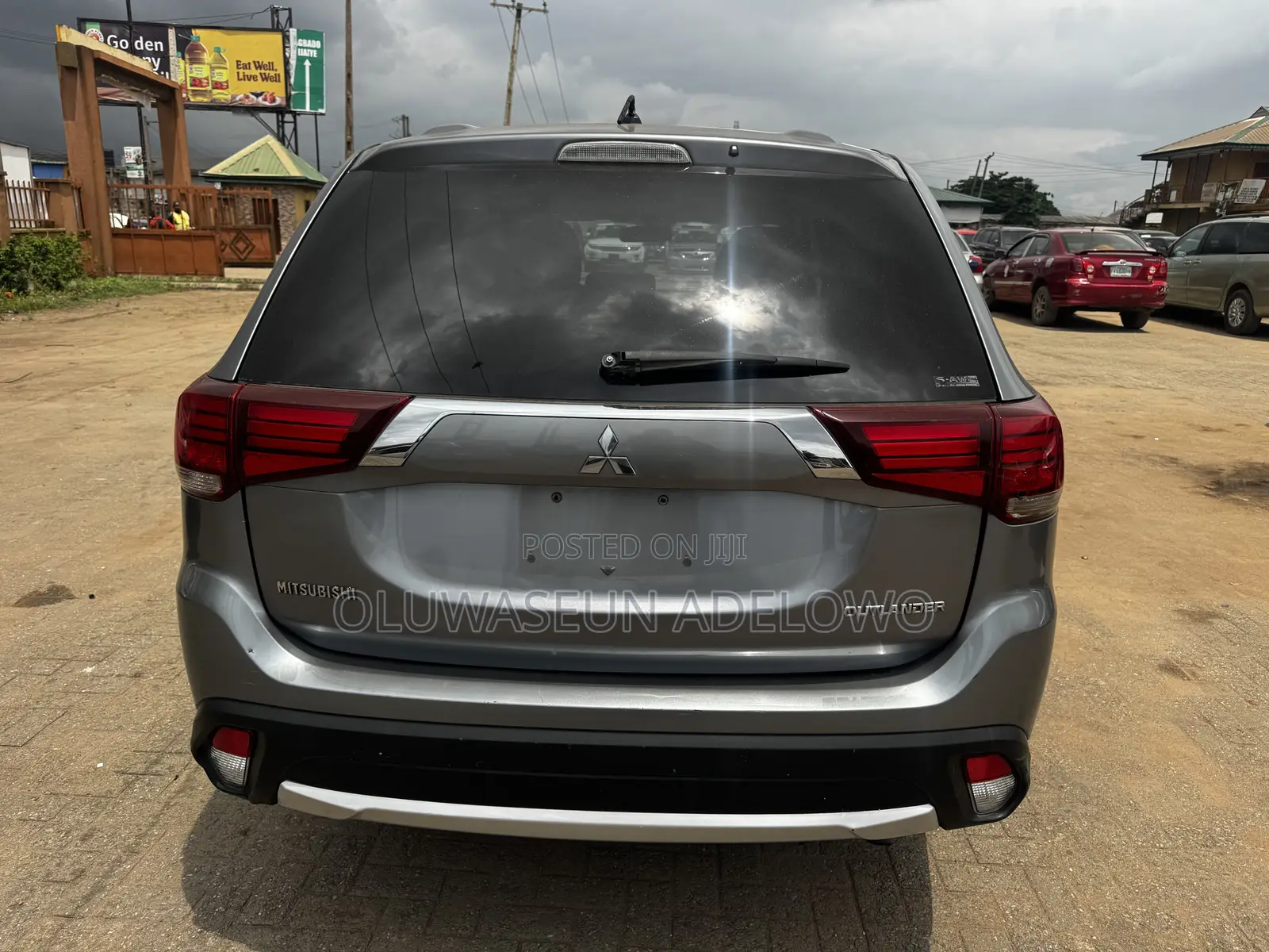 Mitsubishi Outlander SE FWD 2016 Gray