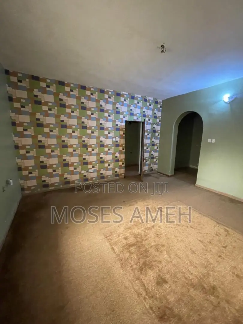 1bdrm Block of Flats in Utako for rent