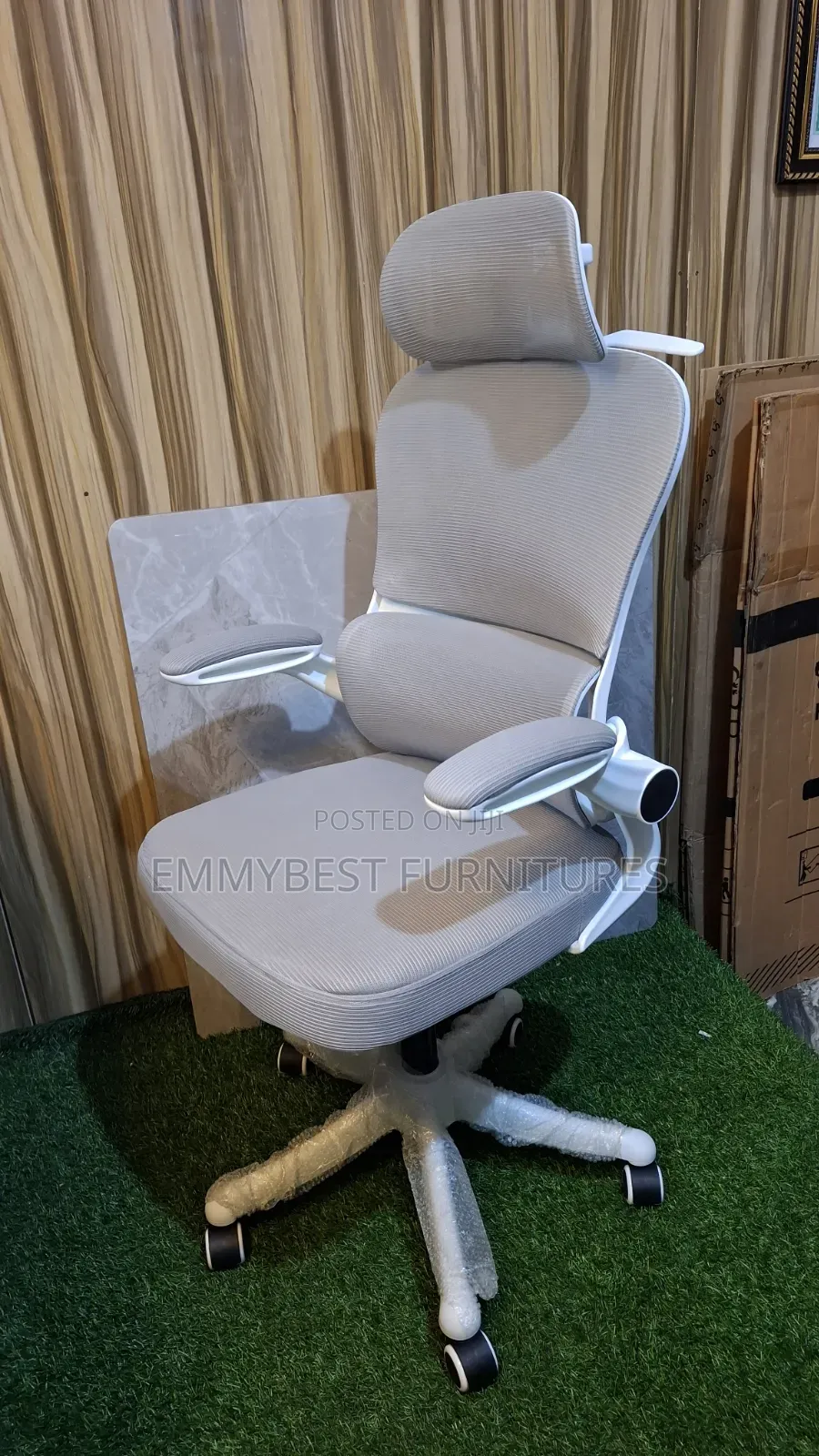 Multi Purpose Quality Ergonomic Chair.