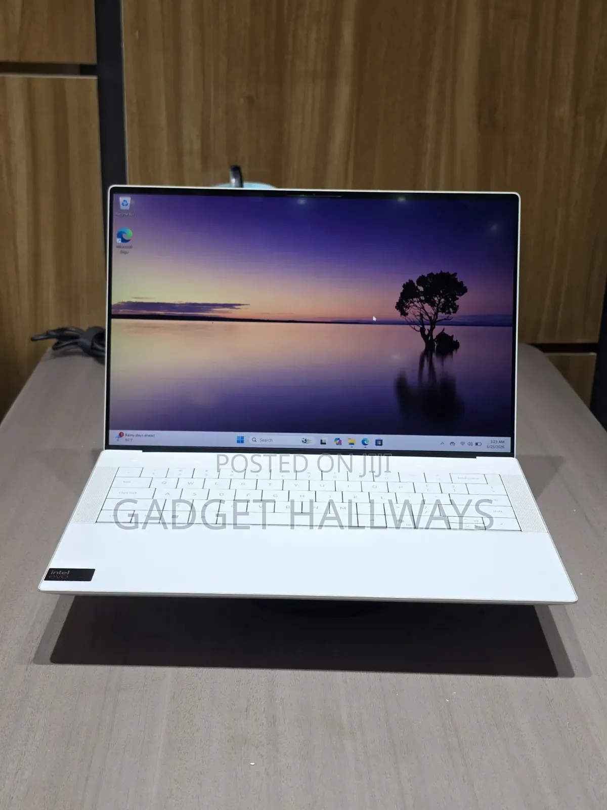 New Laptop Dell XPS 14 9440 64GB Intel Core Ultra 7 SSD 512GB