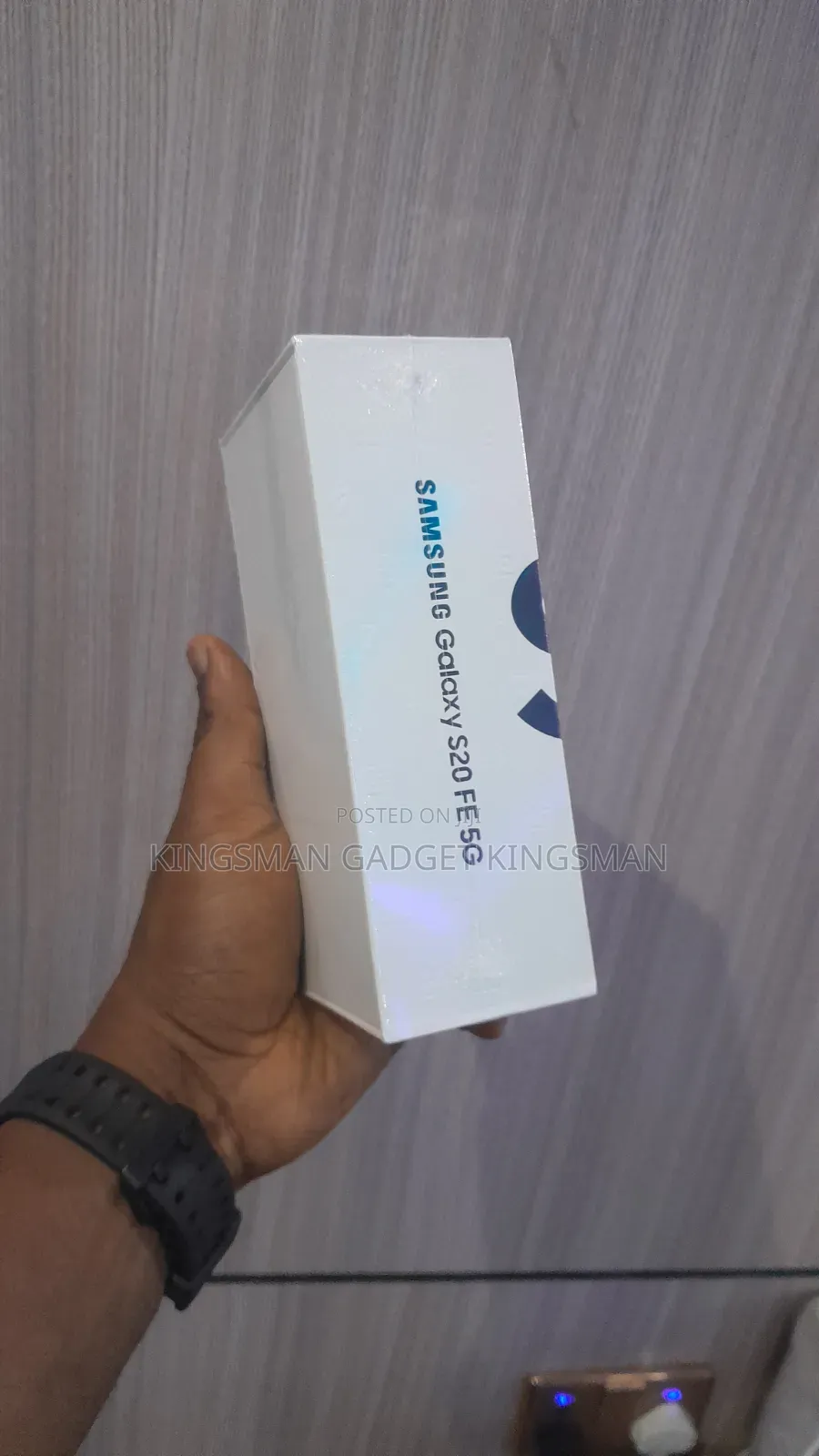 New Samsung Galaxy S20 FE 128 GB