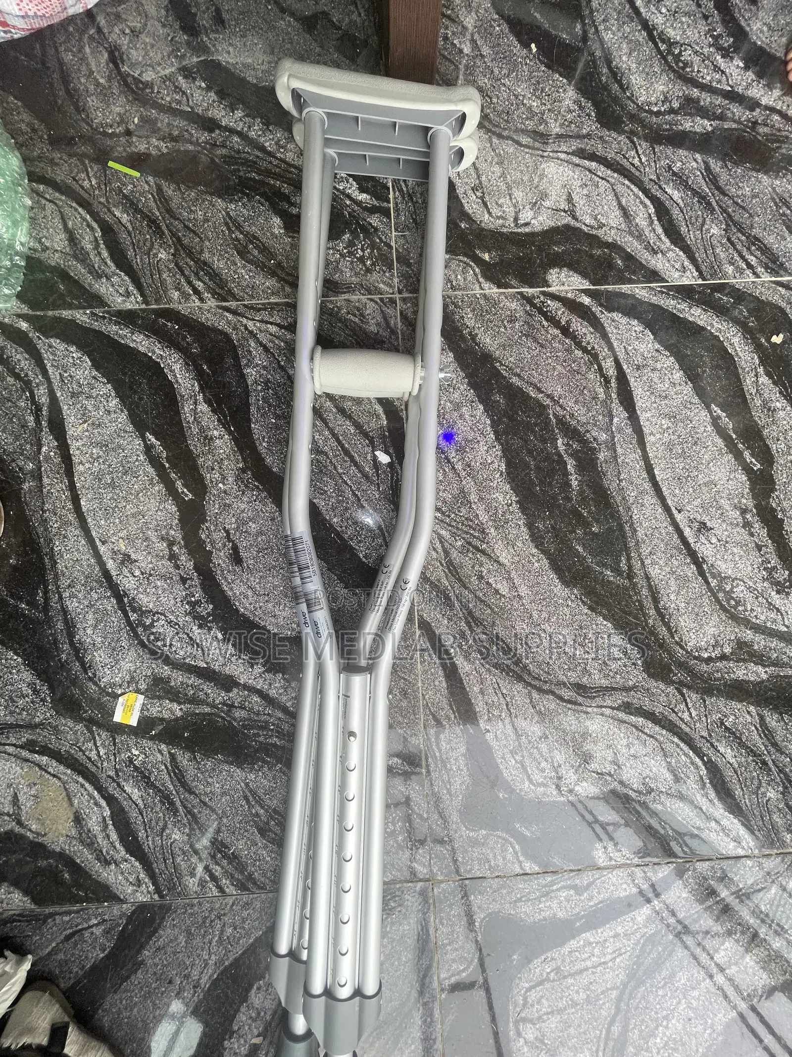 Adjustable Lightweight Crutches