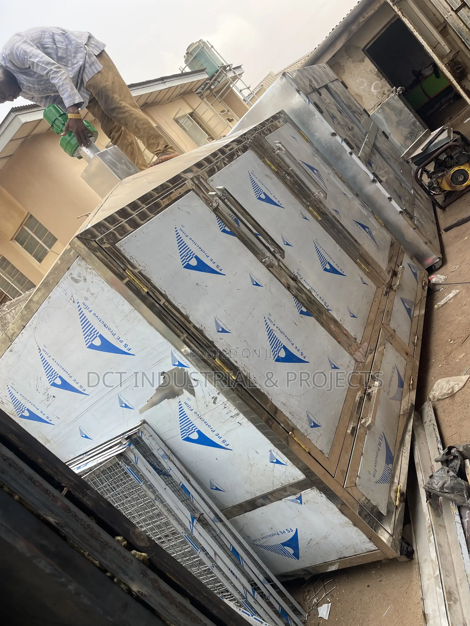 Fish Smoking and Drying Kiln 1000kg