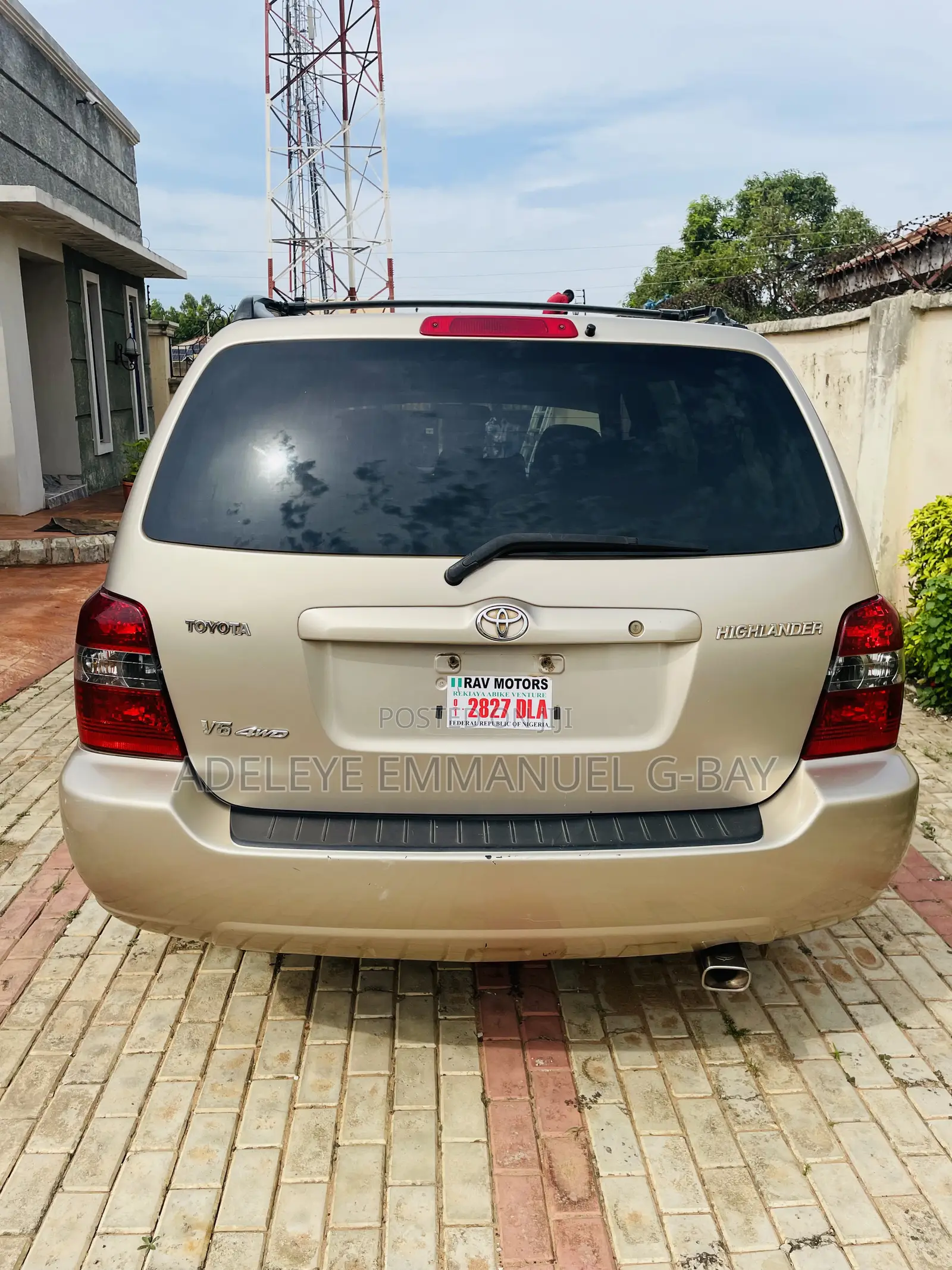 Toyota Highlander 2005 Gold