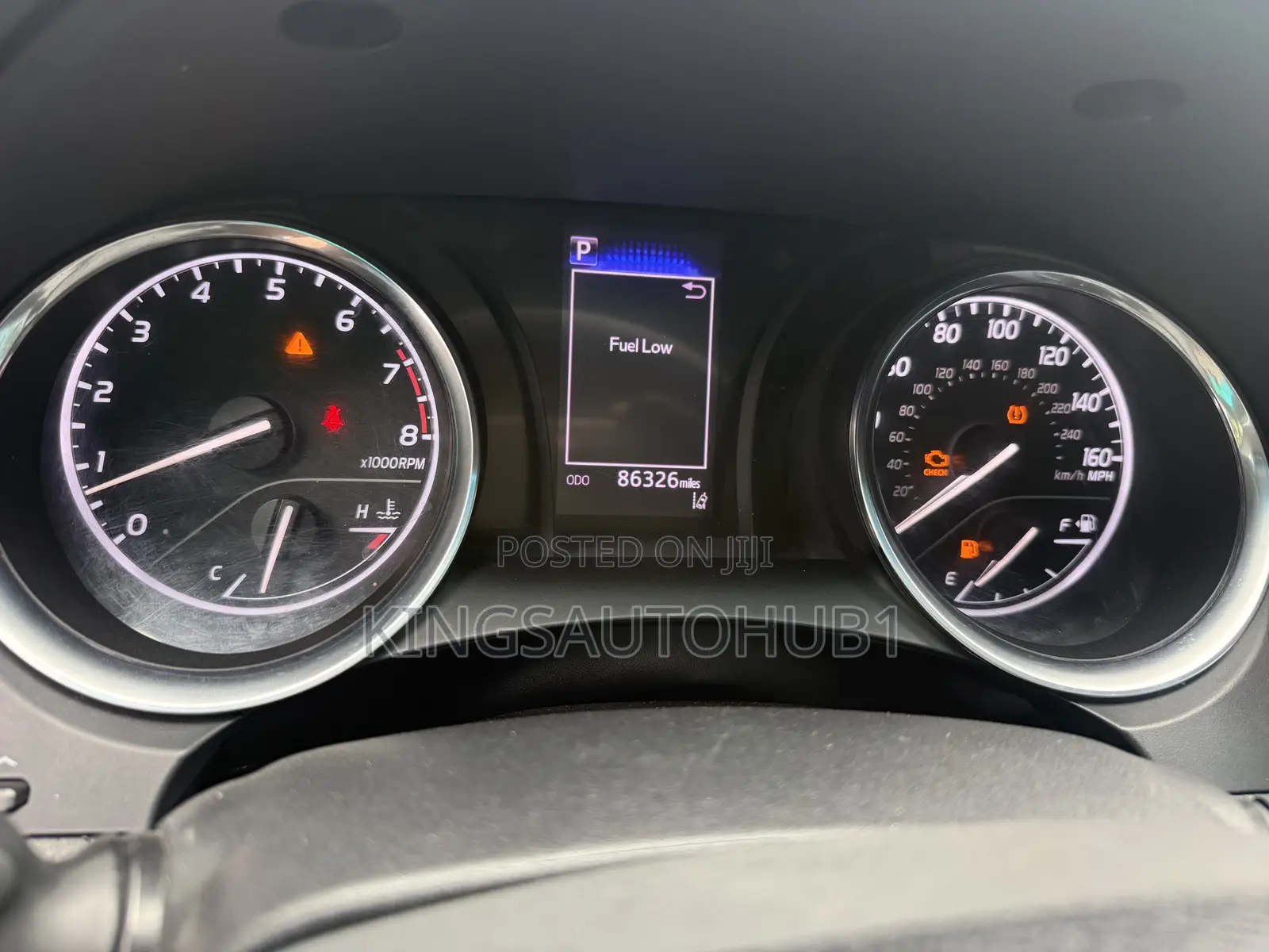 Toyota Camry SE FWD (2.5L 4cyl 8AM) 2018 Gray