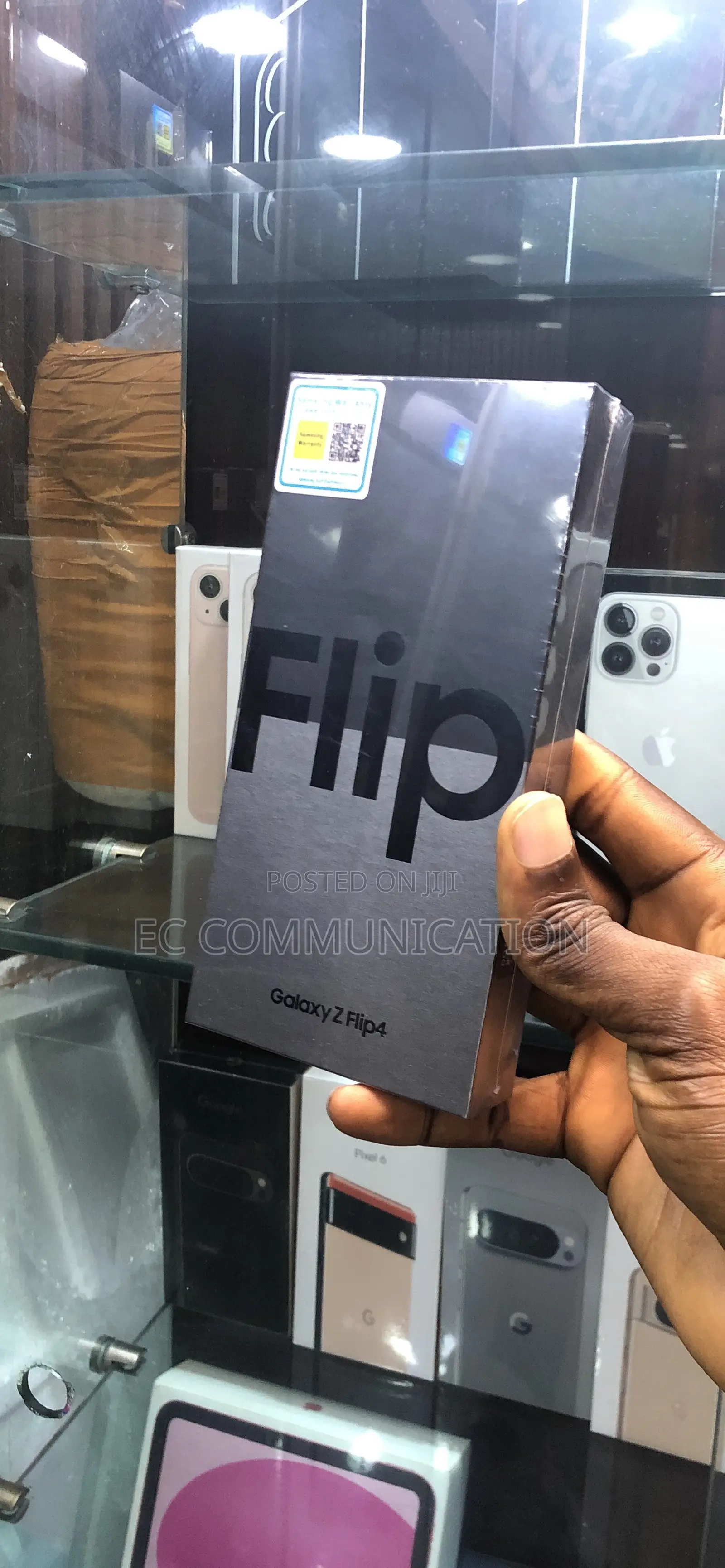 New Samsung Galaxy Z Flip4 256 GB Black