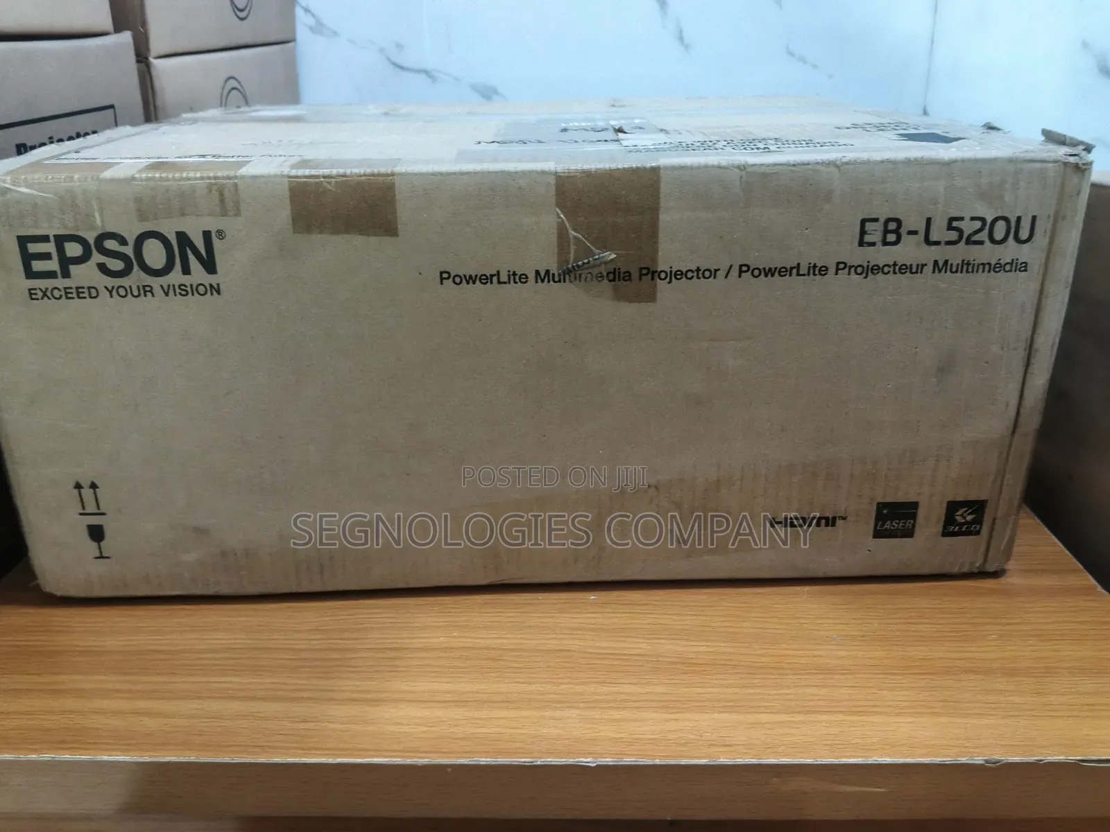 Epson Eb-L520u 5200 Lumens Wuxga Full Hd 3lcd Laser Projector
