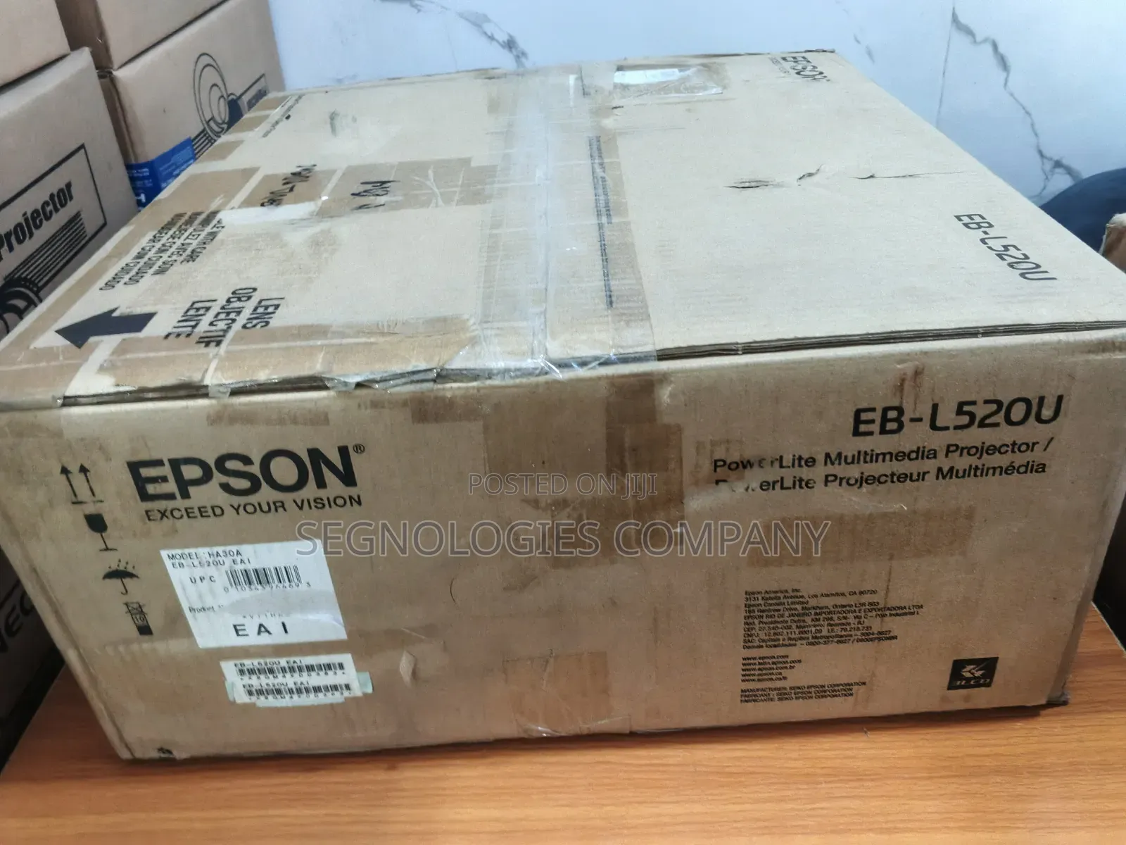 Epson Eb-L520u 5200 Lumens Wuxga Full Hd 3lcd Laser Projector
