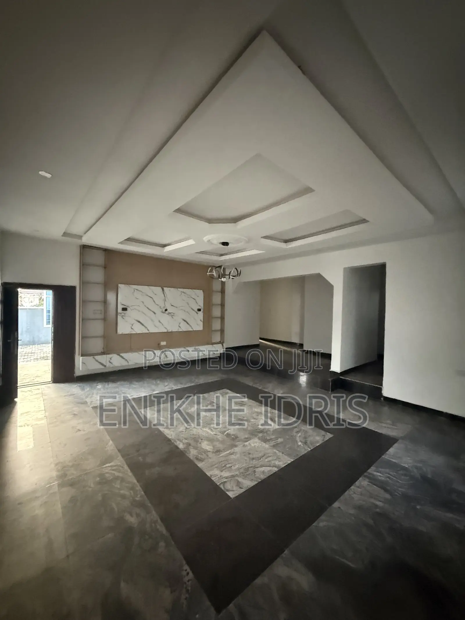 3bdrm Bungalow in Shimex, Lugbe District for sale