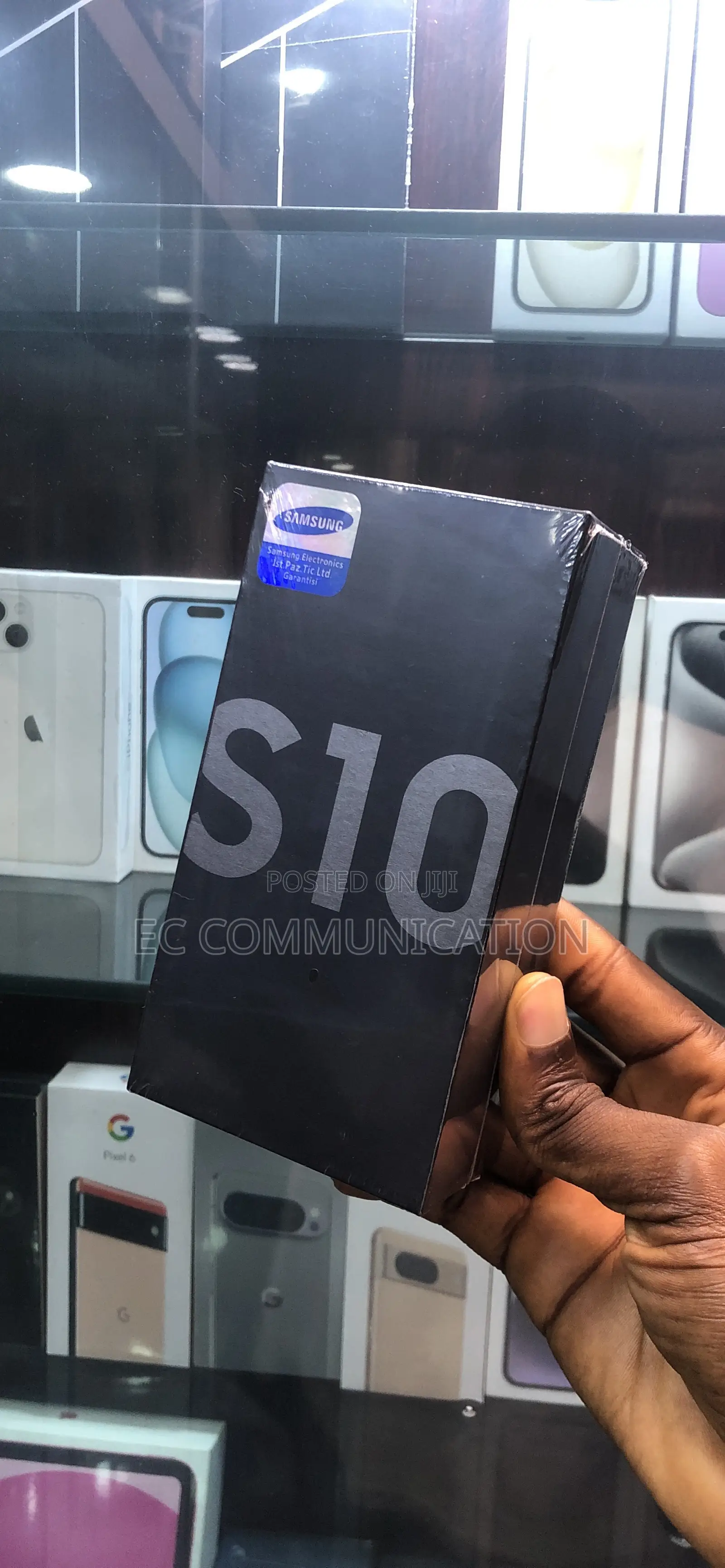 New Samsung Galaxy S10 128 GB Black