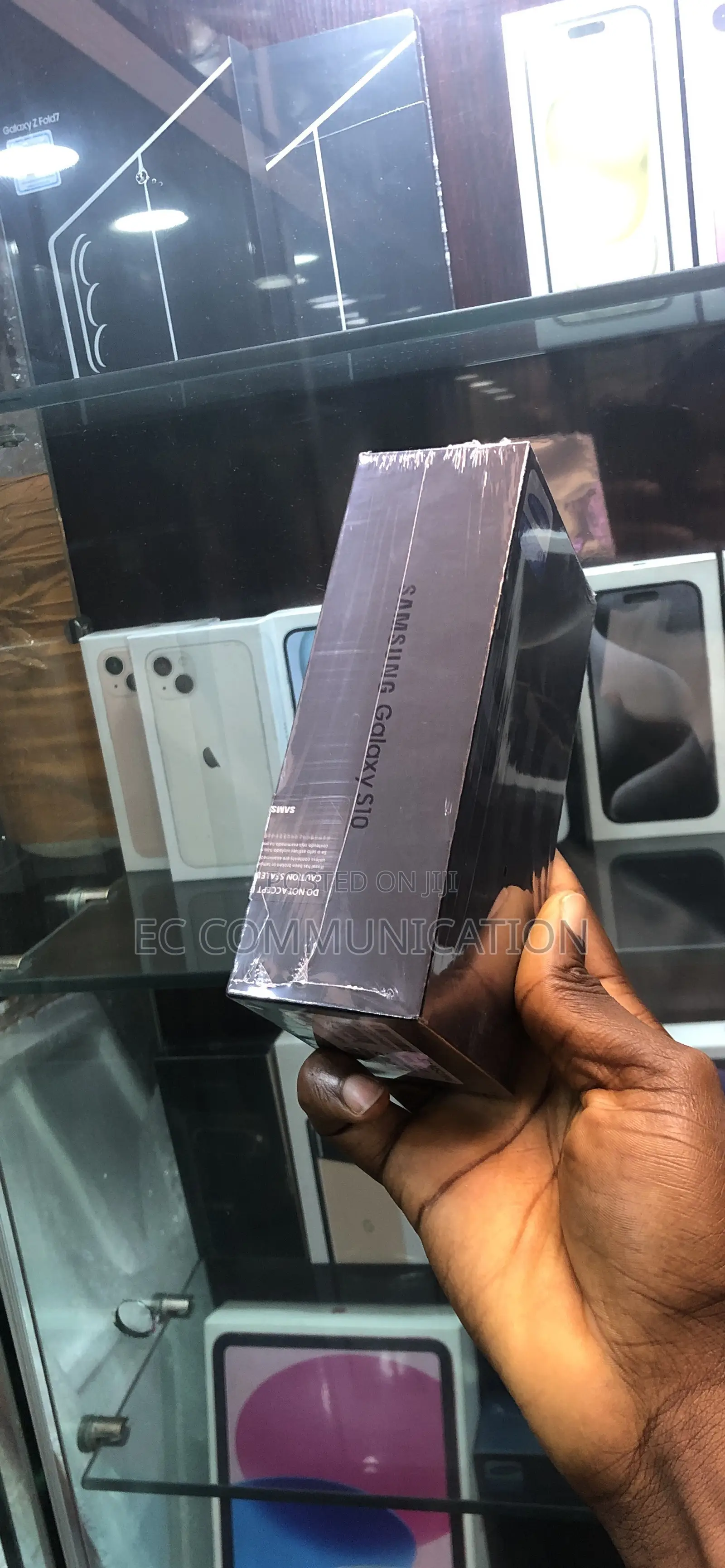 New Samsung Galaxy S10 128 GB Black