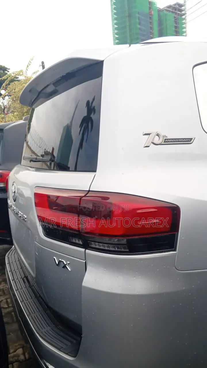 New Toyota Land Cruiser 2025 Gray