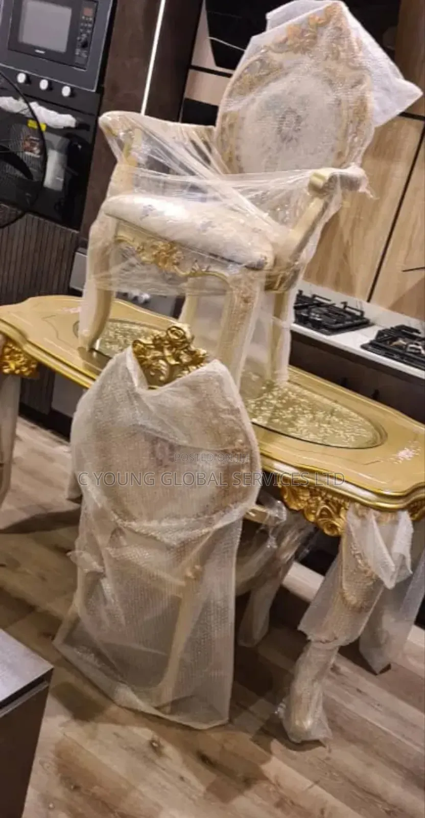 Royal Dining Table With Chairs