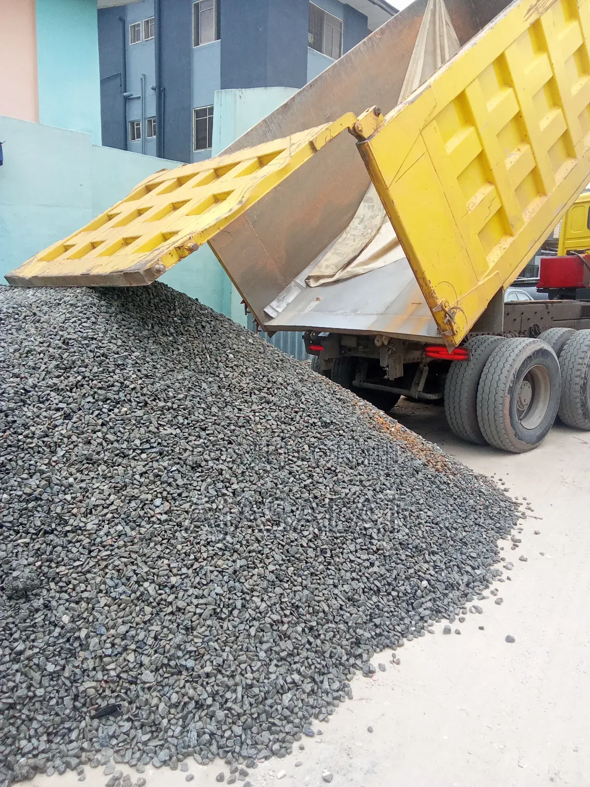 Granite 3/4 / 30 Tons