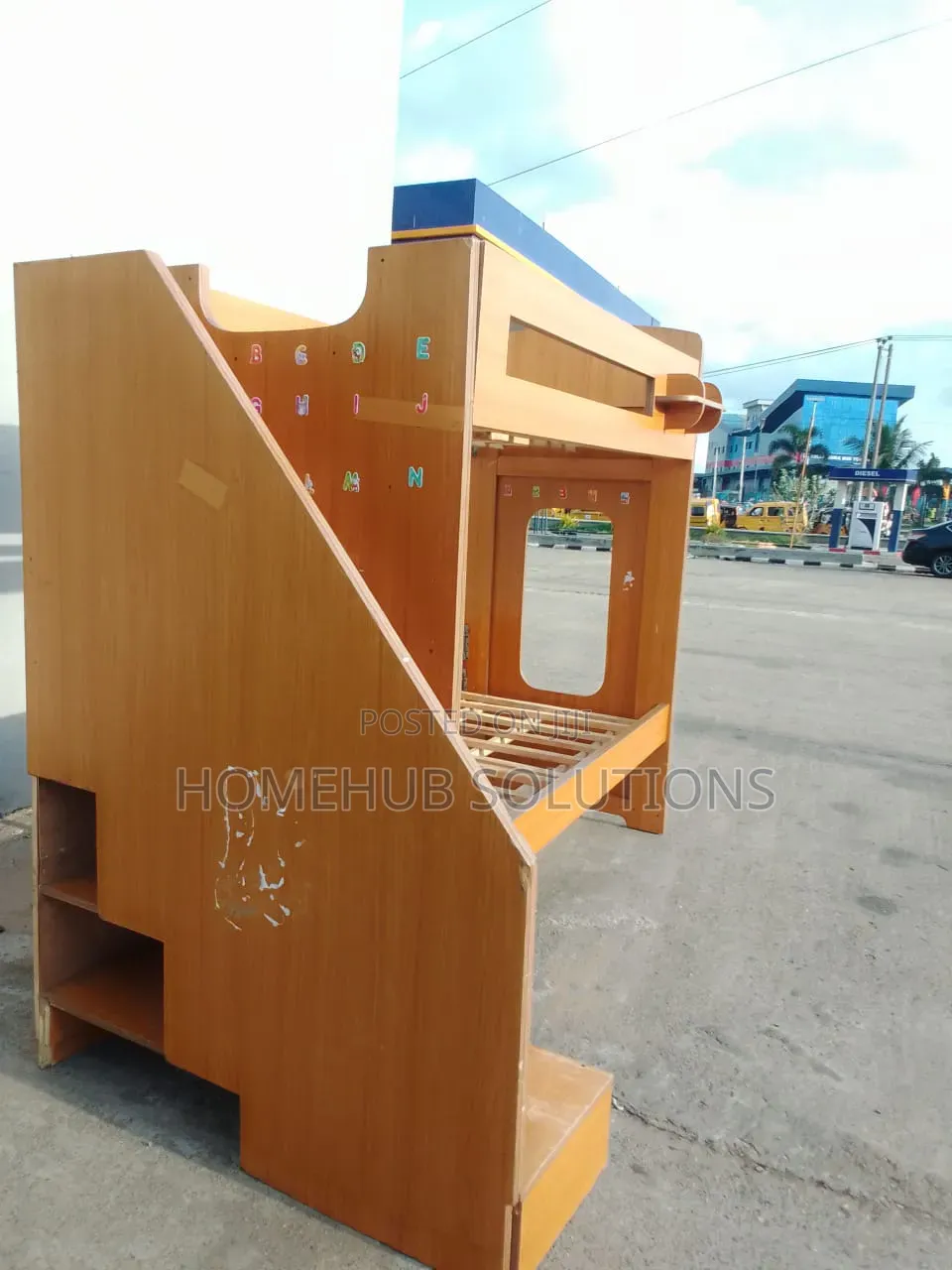 31⁄2 by 6 Bunk Bed With Steps