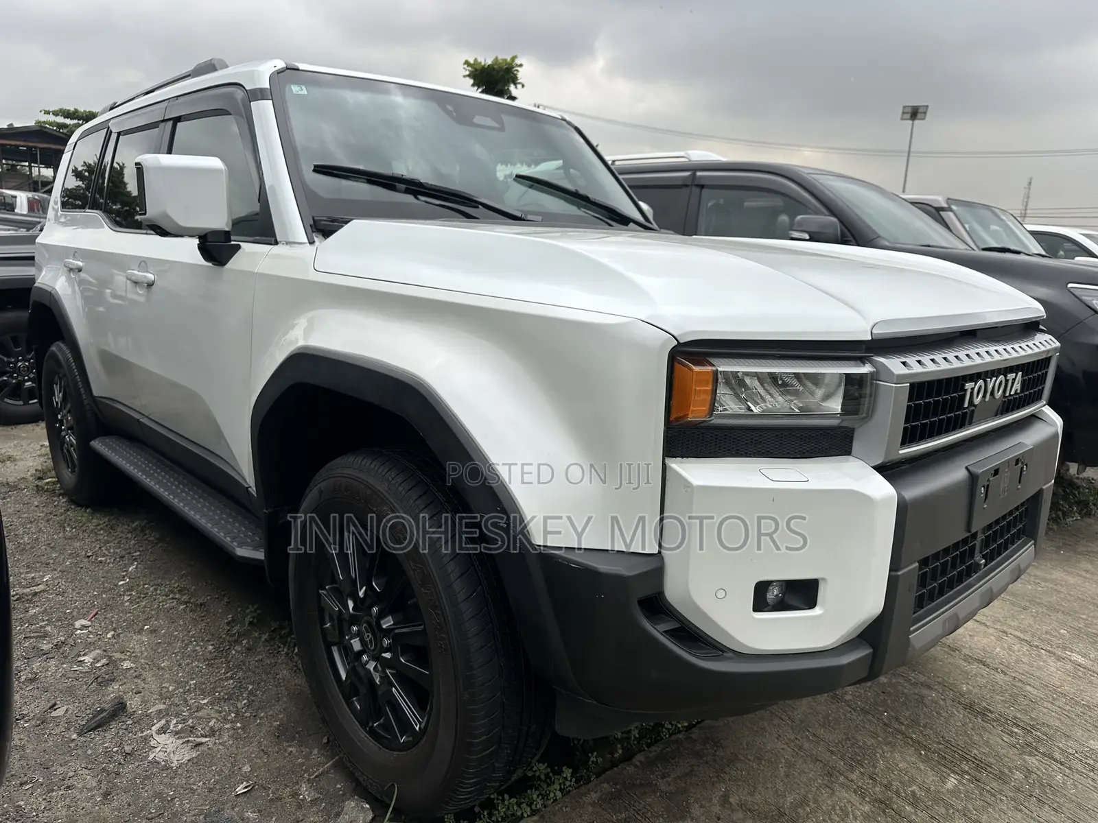 Toyota Land Cruiser Prado 2024 White