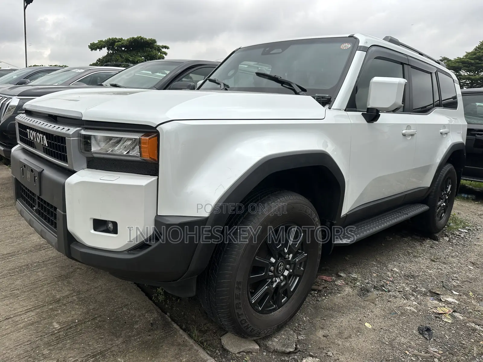 Toyota Land Cruiser Prado 2024 White