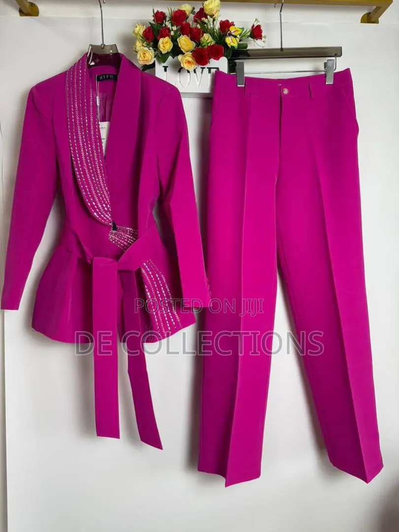 Quality Female Suit in Different Sizes