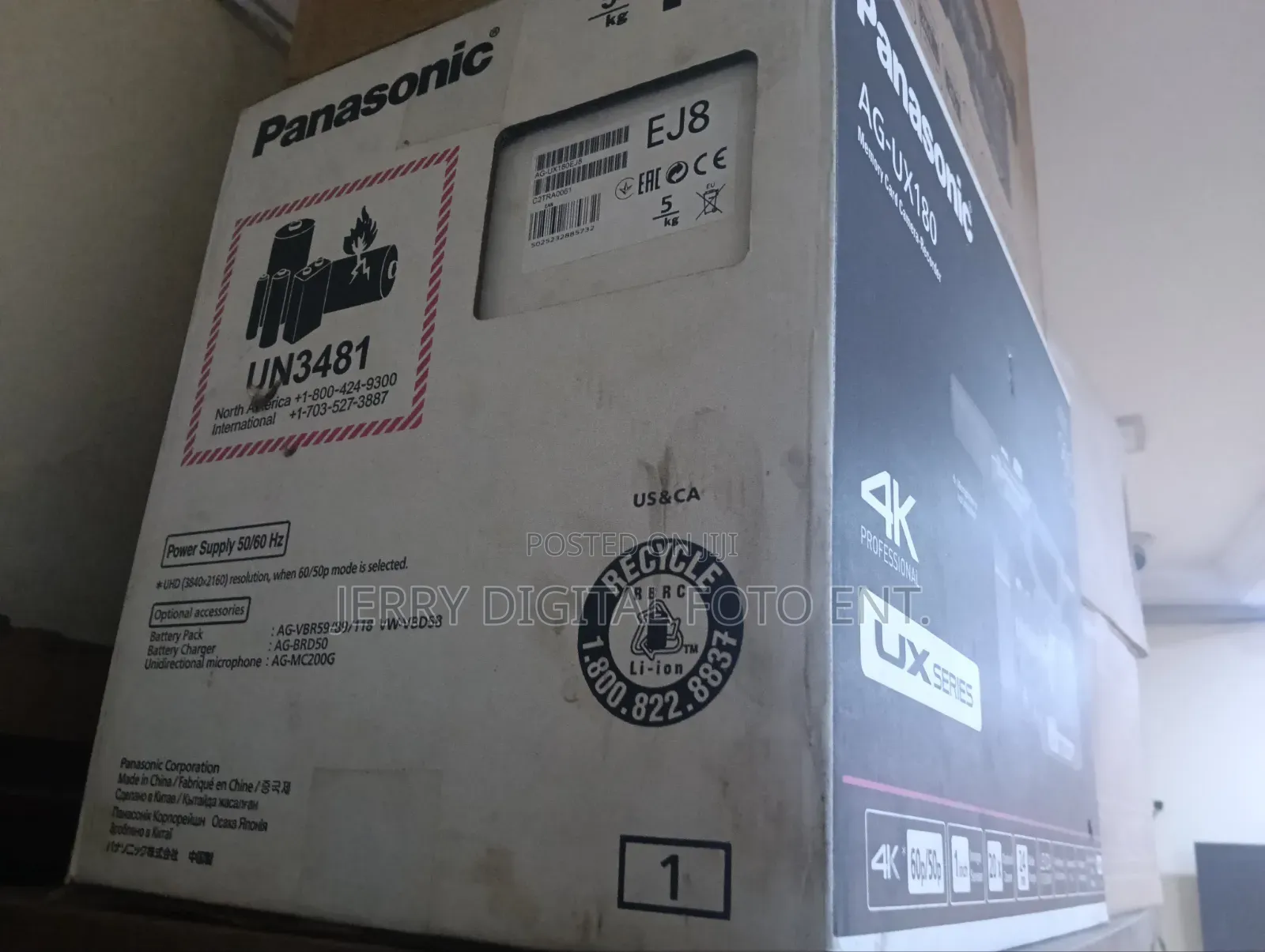 Panasonic Ag-Ux180 Video Camera