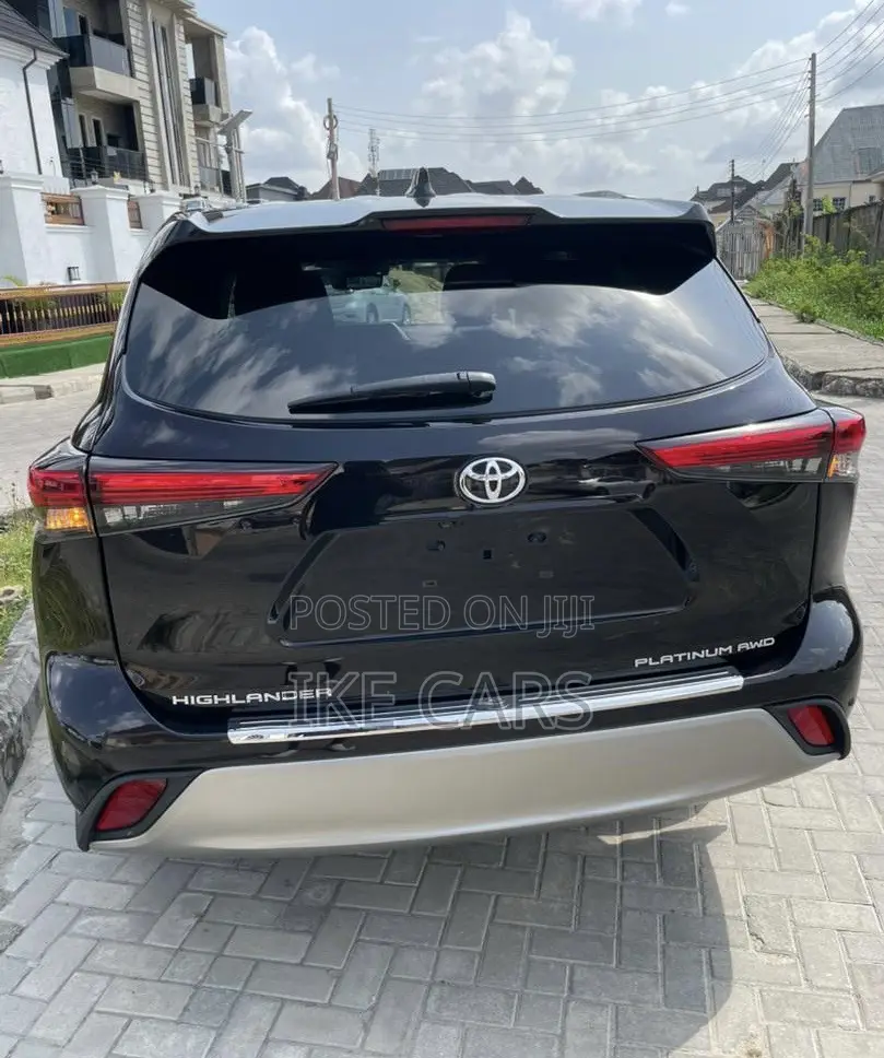 Toyota Highlander Platinum AWD 2020 Blue
