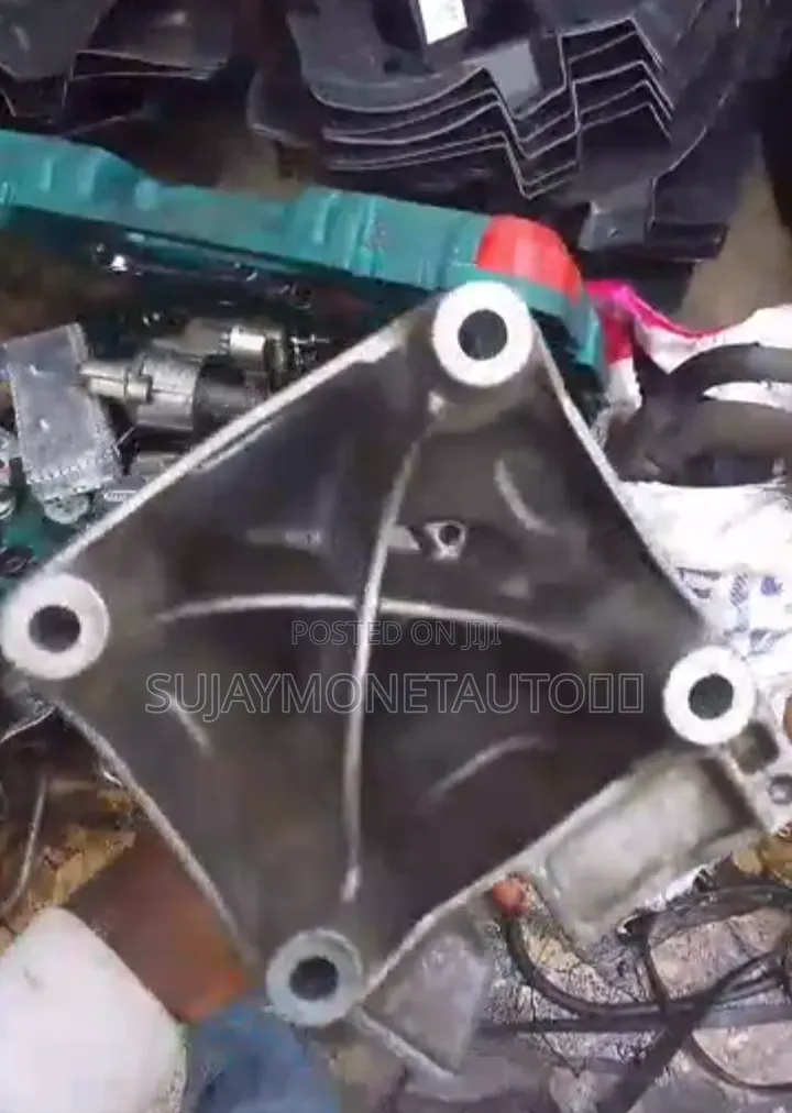 Mercedes Benz Gle 167 Engine Hanger, Engine Seating Mount