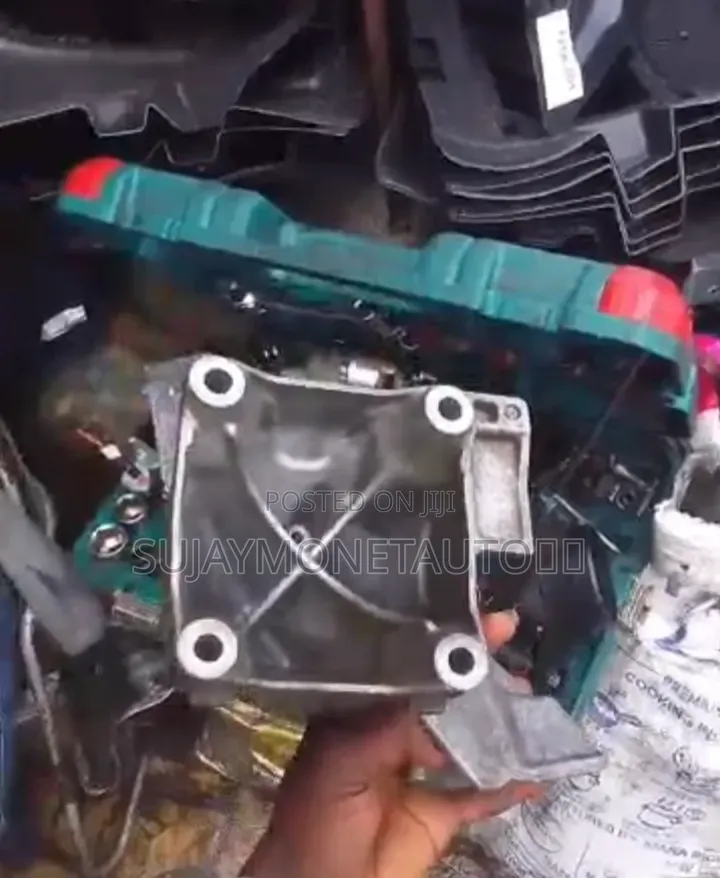 Mercedes Benz Gle 167 Engine Hanger, Engine Seating Mount