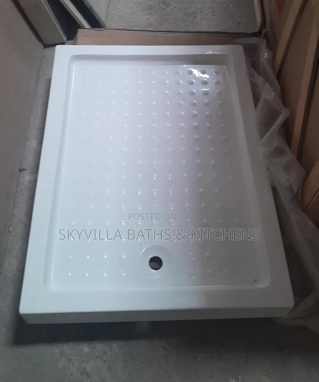 ​Heavy-Duty Anti-Slip Acrylic Shower Bases |
90*120 Cm