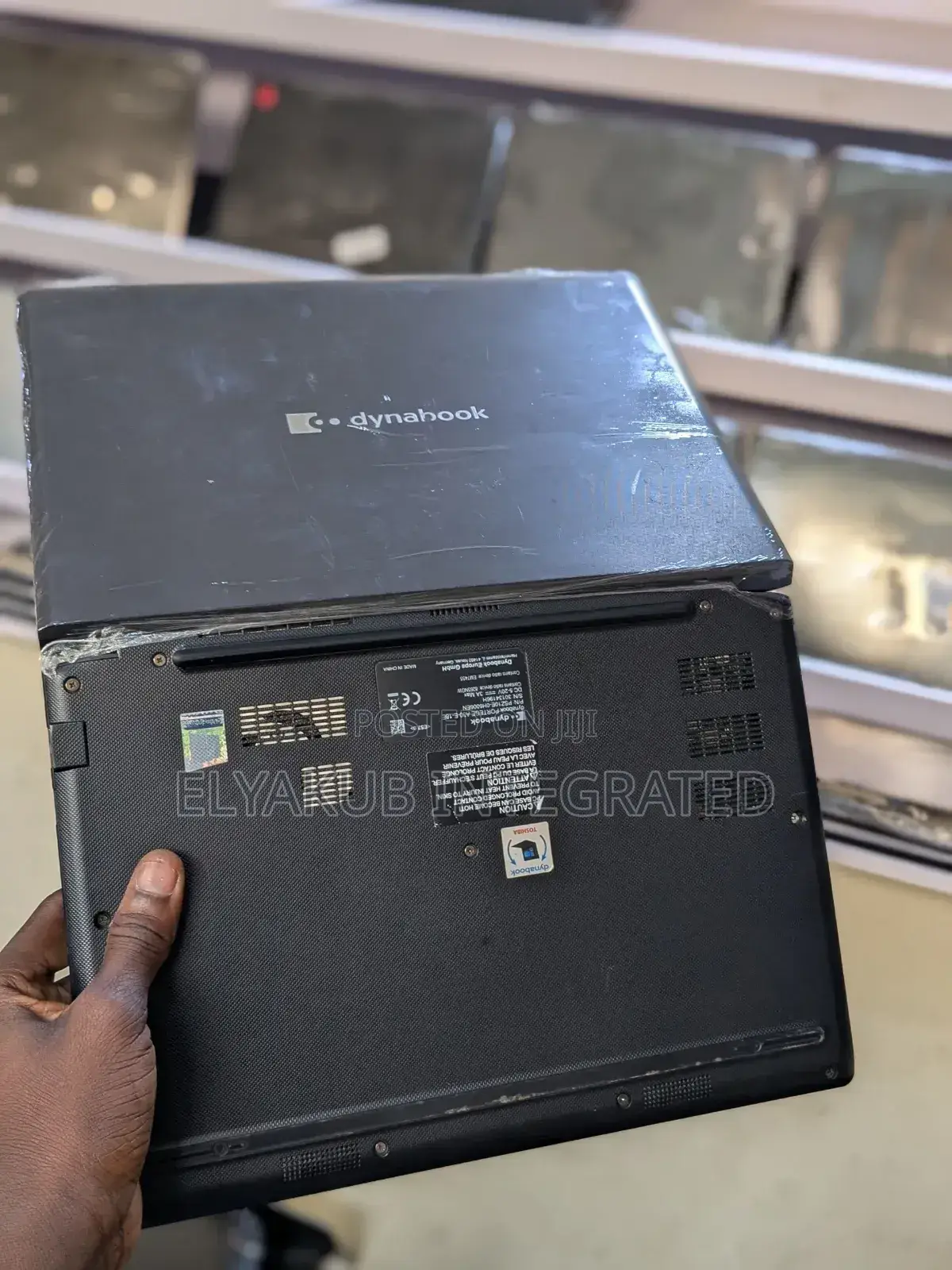 New Laptop Toshiba 8GB Intel Core i5 SSD 128GB